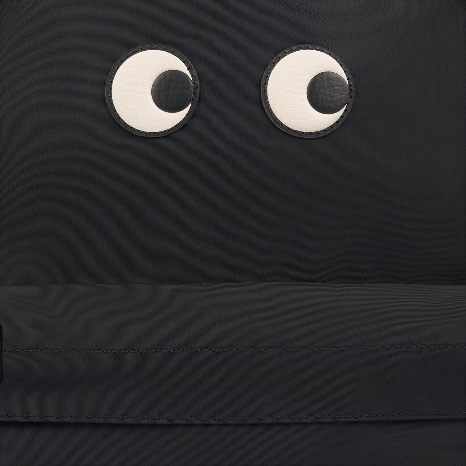 Eyes バックパック | Anya Hindmarch JP