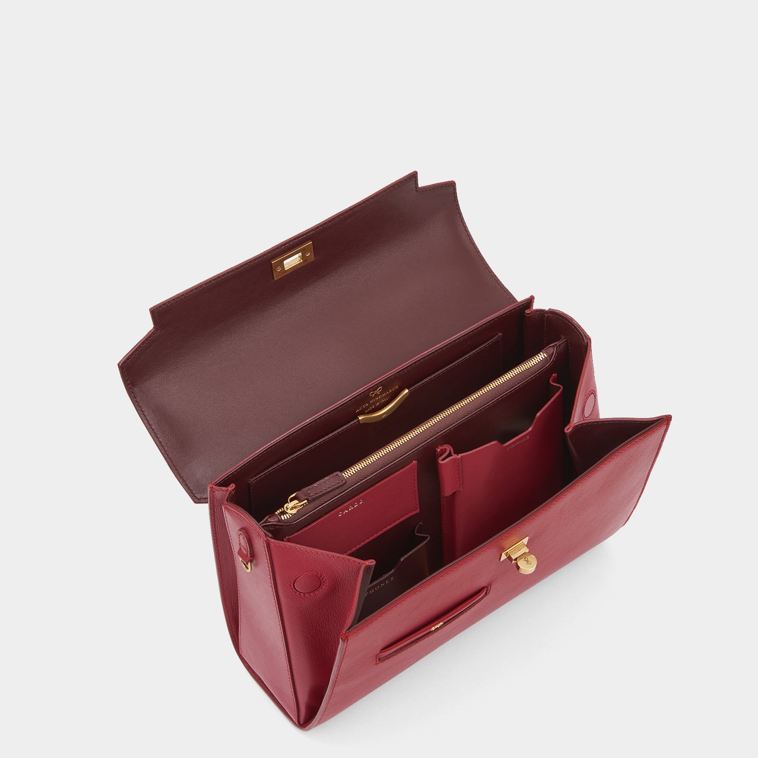 モティマー -

          
            Classic Calf in Damson -
          

          Anya Hindmarch JP
