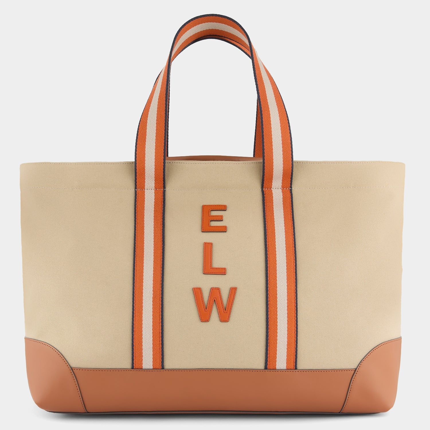 ビスポーク・ウォルトン・トート -

          
            Canvas in Tan -
          

          Anya Hindmarch JP
