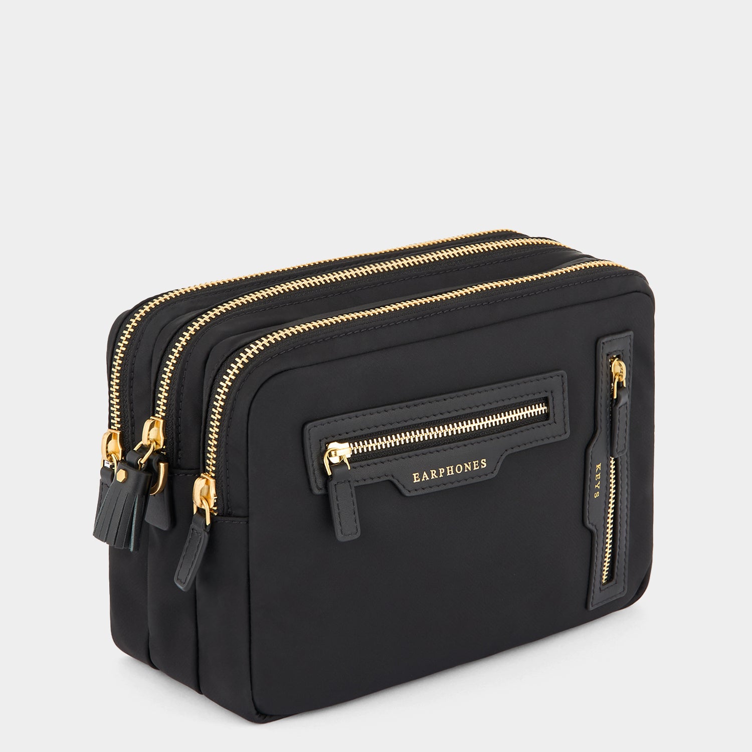 トリオ クロスボディ -

          
            Recycled Nylon in Black -
          

          Anya Hindmarch JP
