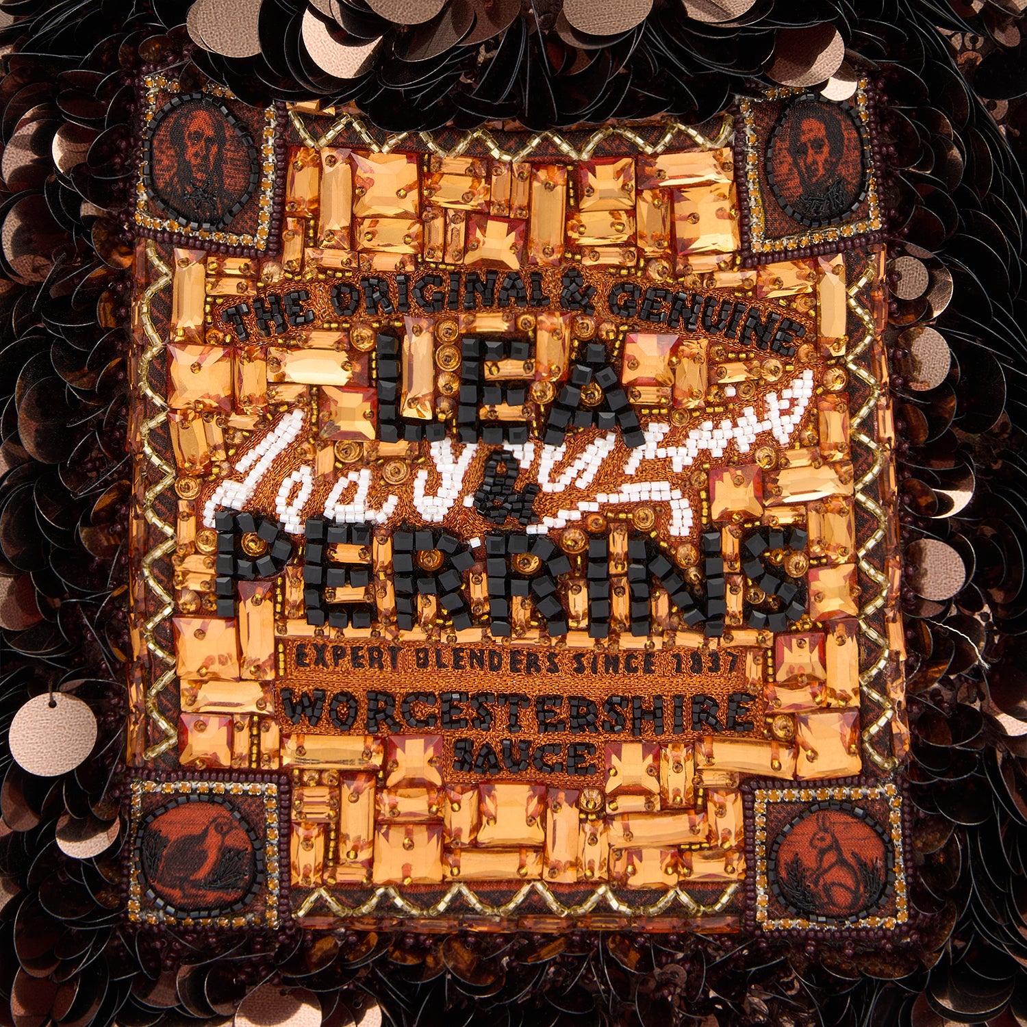 「Lea & Perrins」ミニ・トート -

          
            Recycled Satin in Hazelnut -
          

          Anya Hindmarch JP
