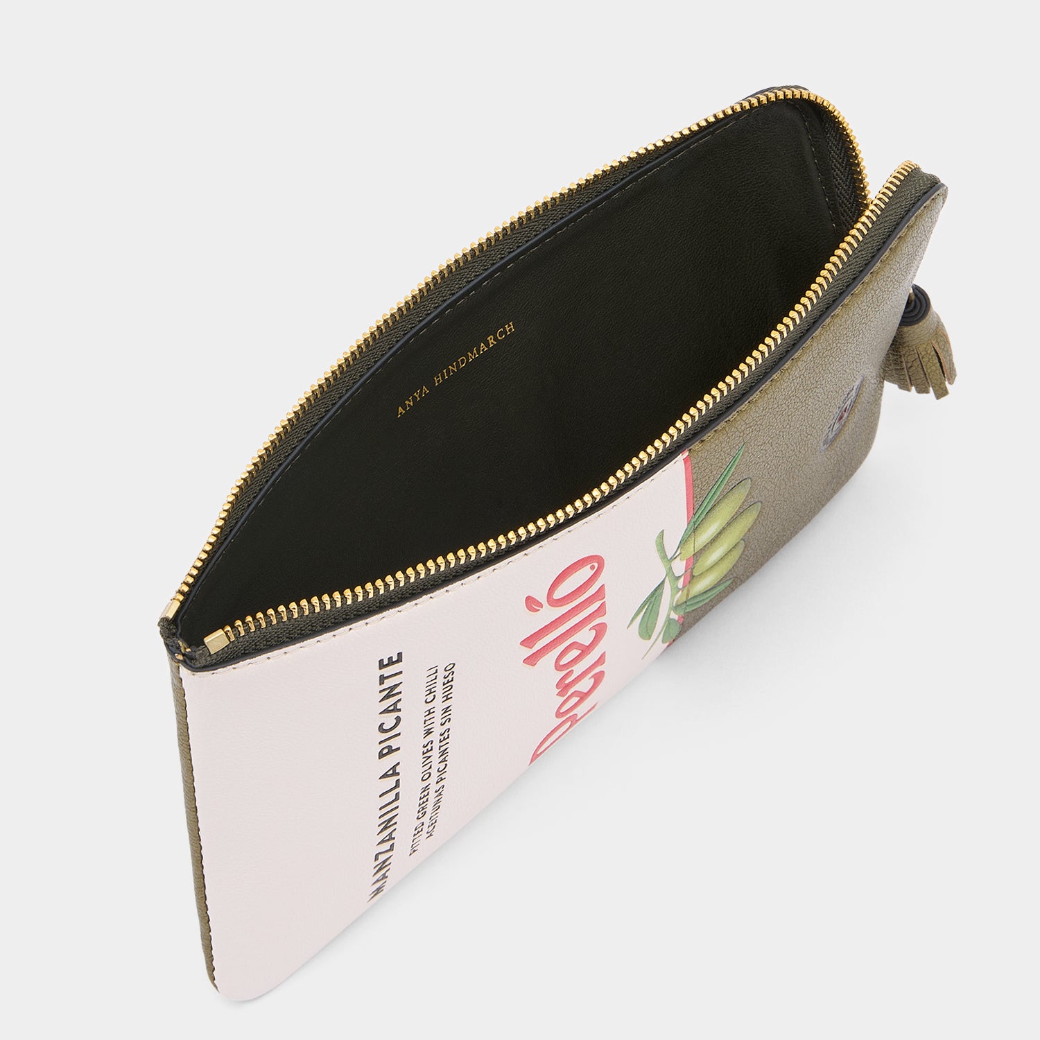 「Perello」ジップ ルースポケット -

          
            Metallic Capra in Silver -
          

          Anya Hindmarch JP
