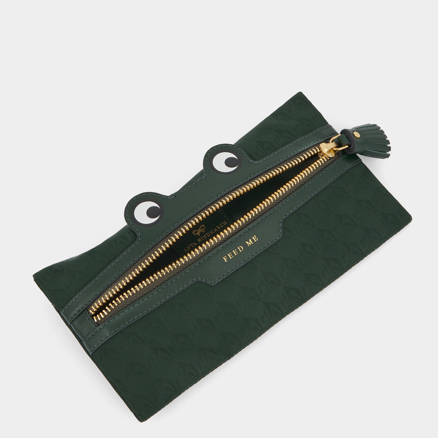 「Frog」ジップ・ポーチ -

          
            AH Logo Nylon in Dark Holly -
          

          Anya Hindmarch JP
