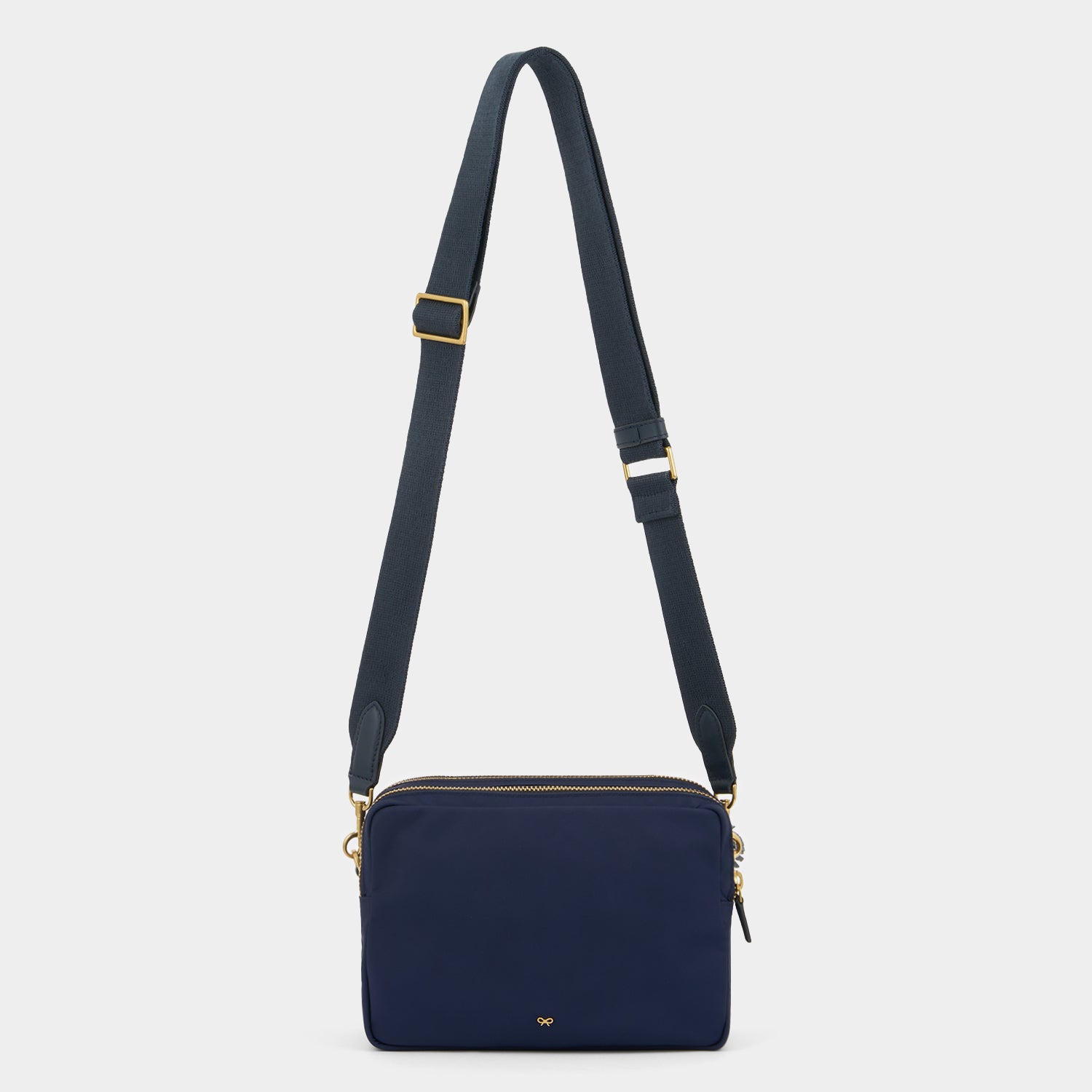 トリプル・ジップ・クロスボディ | Anya Hindmarch JP