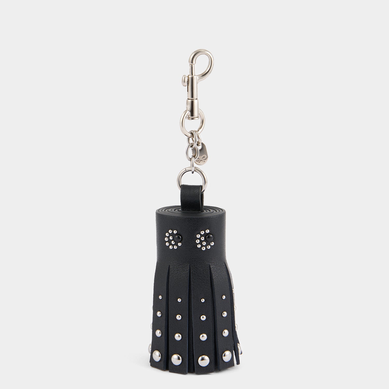 アイズ スタッド タッセル チャーム -

          
            Shiny Capra in Black -
          

          Anya Hindmarch JP

