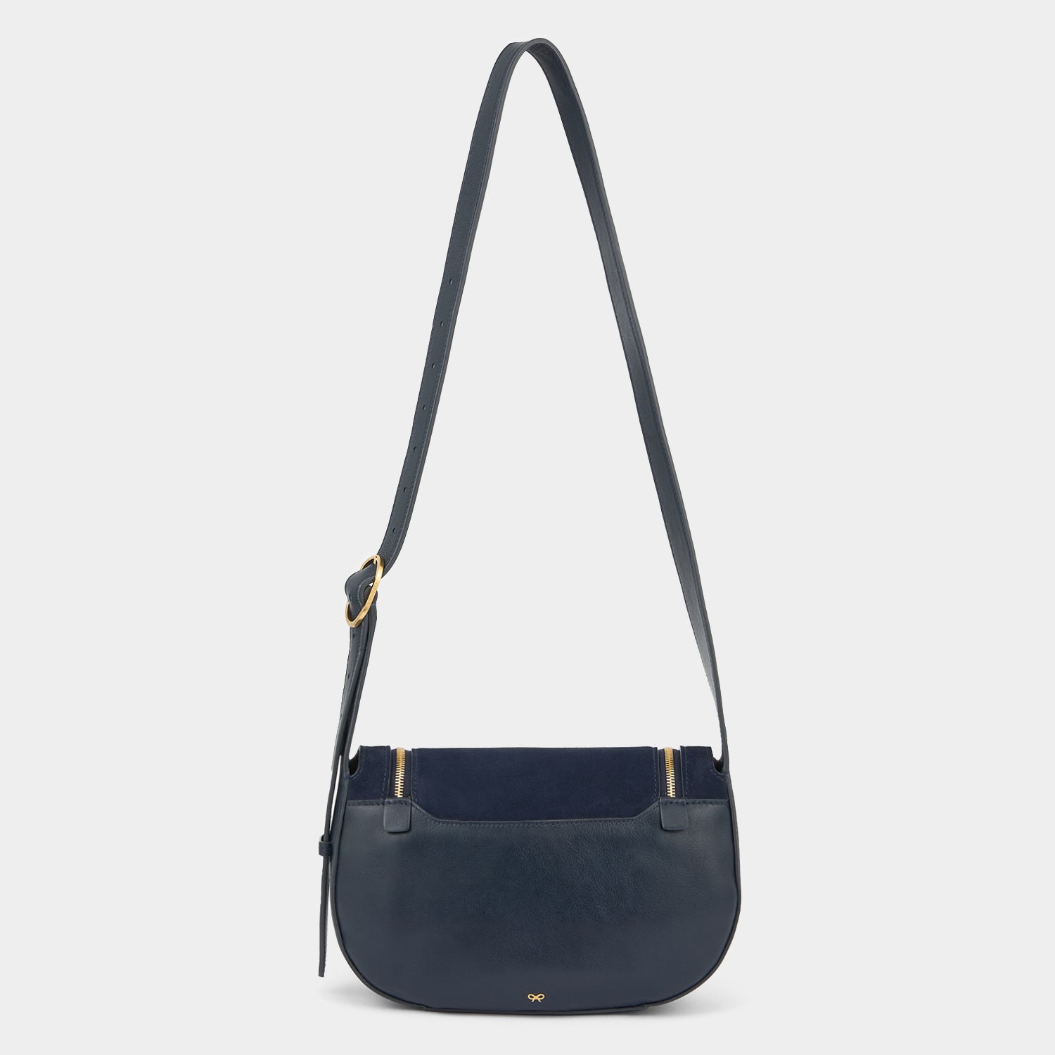 ヴィア スモール クロスボディ -

          
            Suede in Marine -
          

          Anya Hindmarch JP
