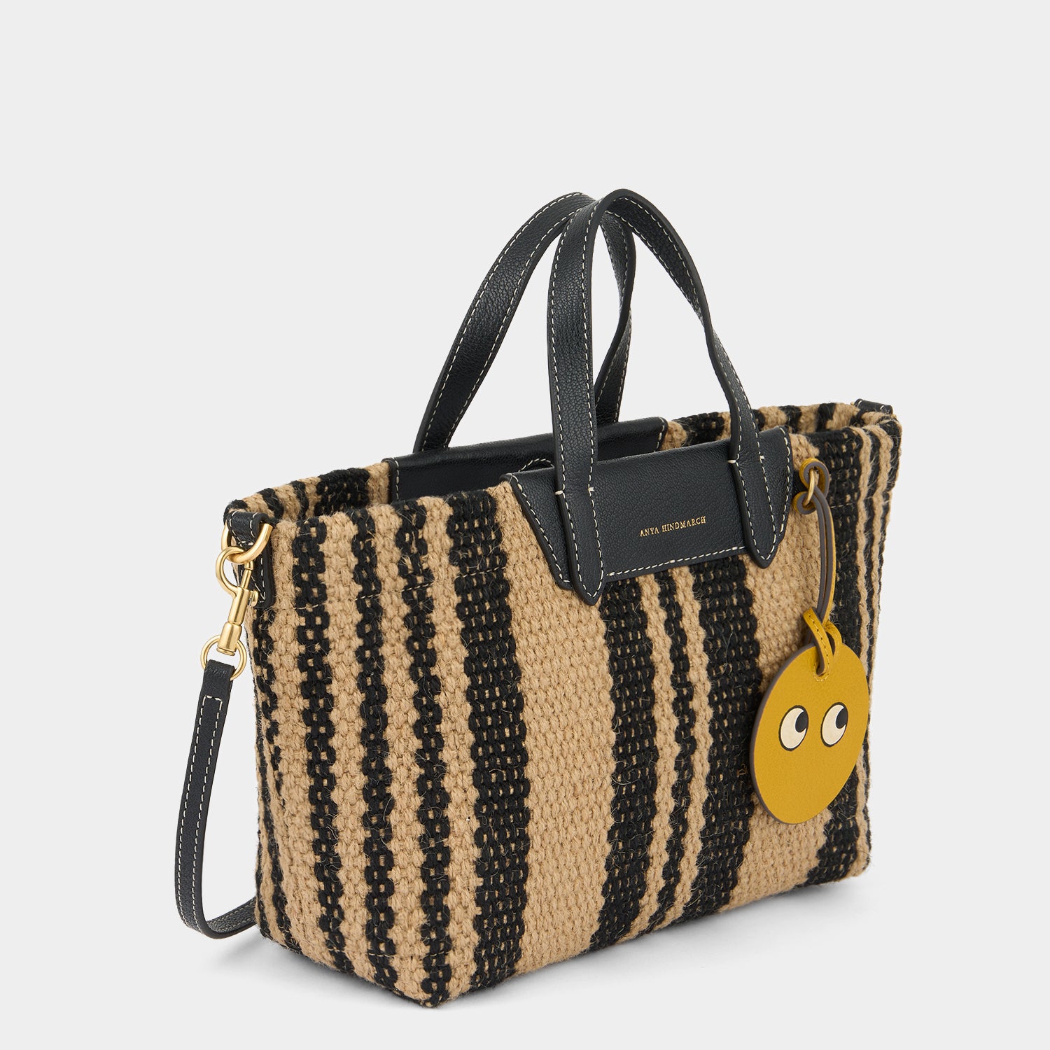 ジュート クロスボディ トート -

          
            Striped Jute in Black/ Natural -
          

          Anya Hindmarch JP
