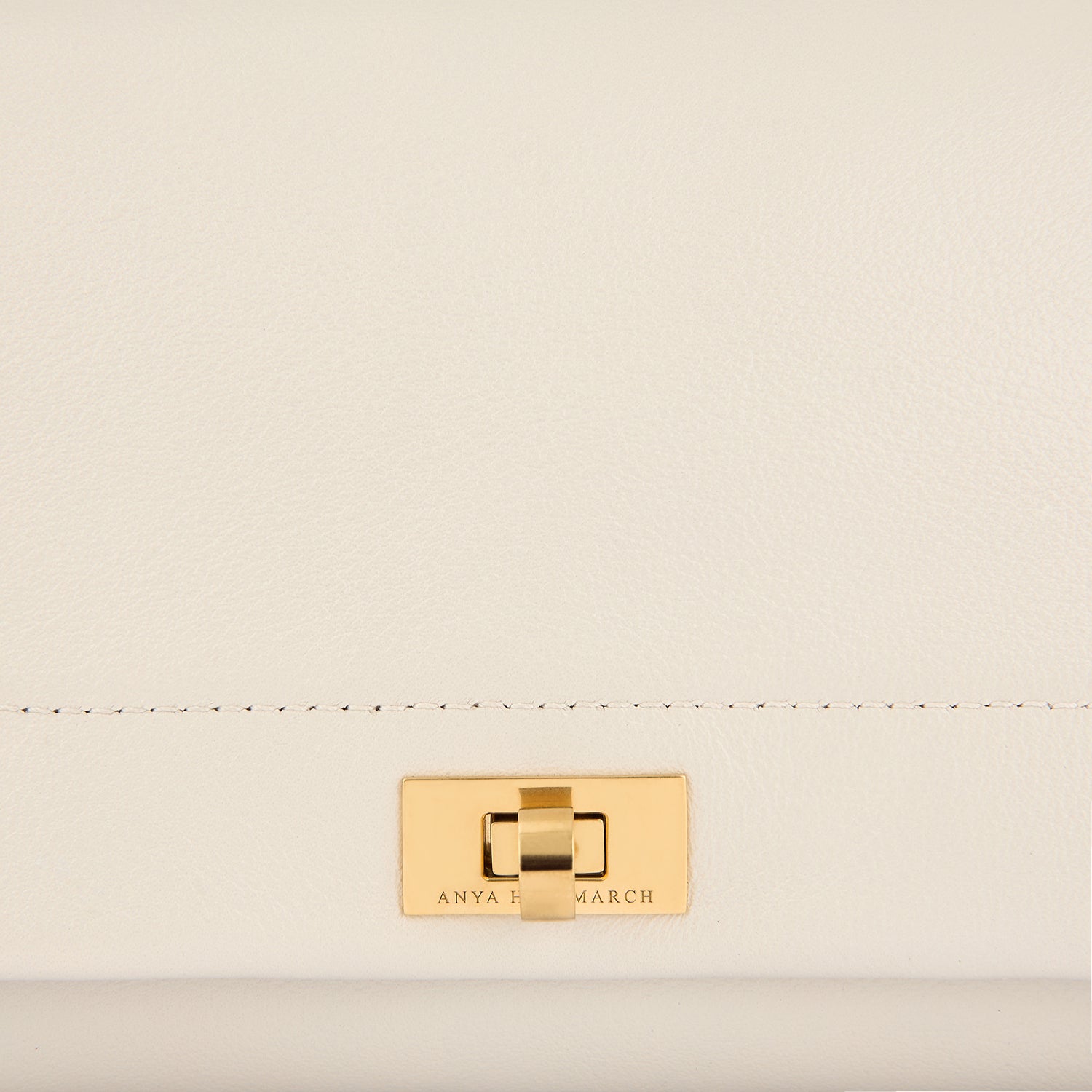 モティマー クロスボディ -

          
            Shiny Calf in Chalk -
          

          Anya Hindmarch JP
