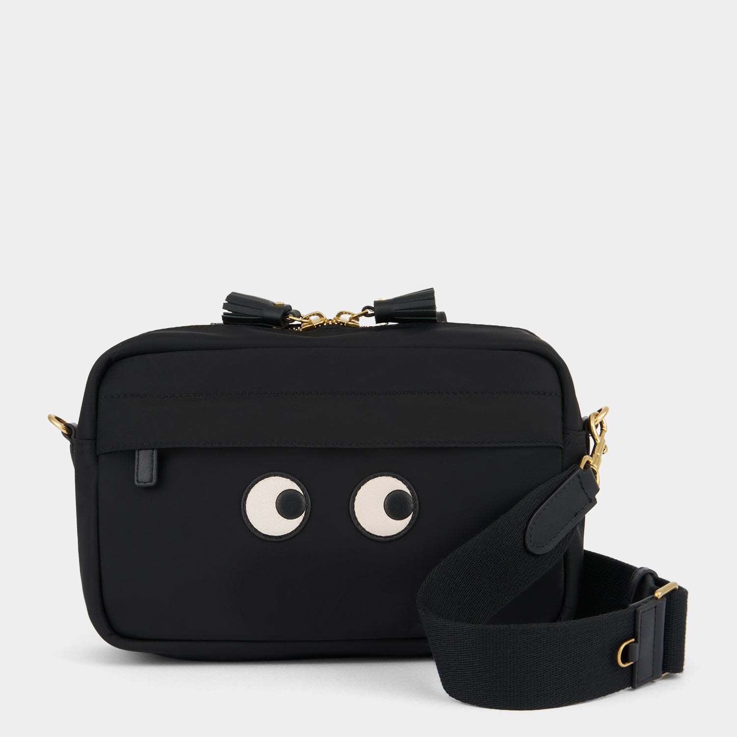 アイズ ハンドルバー クロスボディ -

          
            Recycled Nylon with PU in Black -
          

          Anya Hindmarch JP
