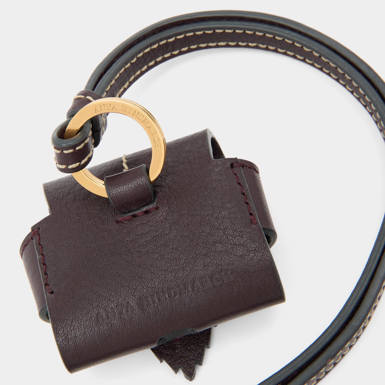 「Return To Nature」イヤフォン・ケース -

          
            Natural Grain Leather in Grape -
          

          Anya Hindmarch JP
