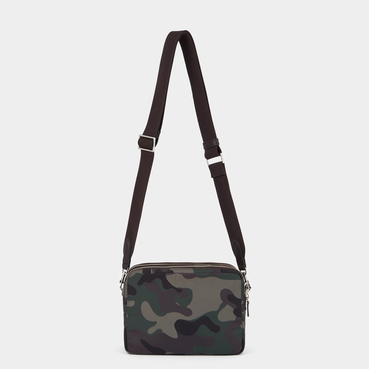 トリプル・ジップ・クロスボディ -

          
            Recycled Nylon in Camouflage -
          

          Anya Hindmarch JP
