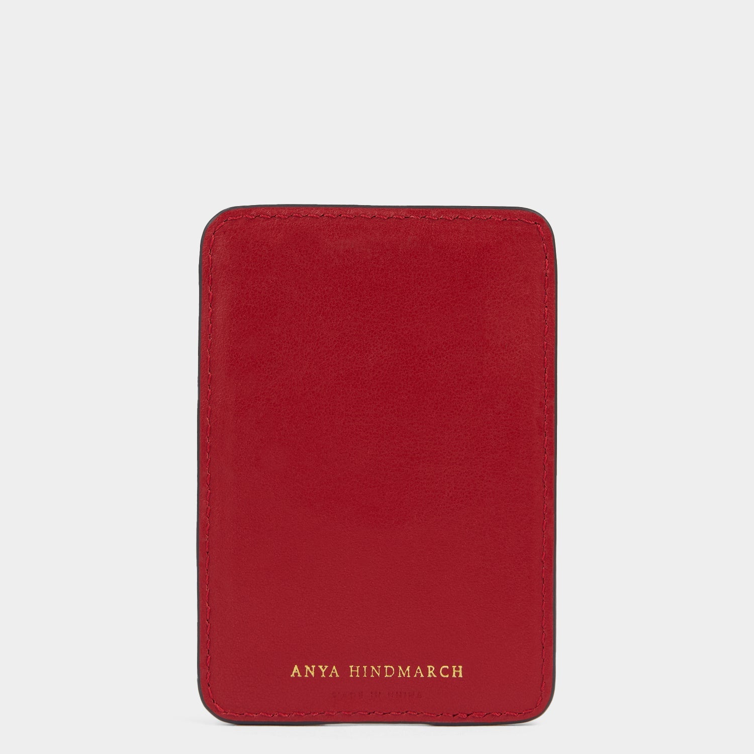 「Flying Goose Sriracha」カードケース［MagSafe対応］ -

          
            Smooth Leather in Russet Red -
          

          Anya Hindmarch JP

