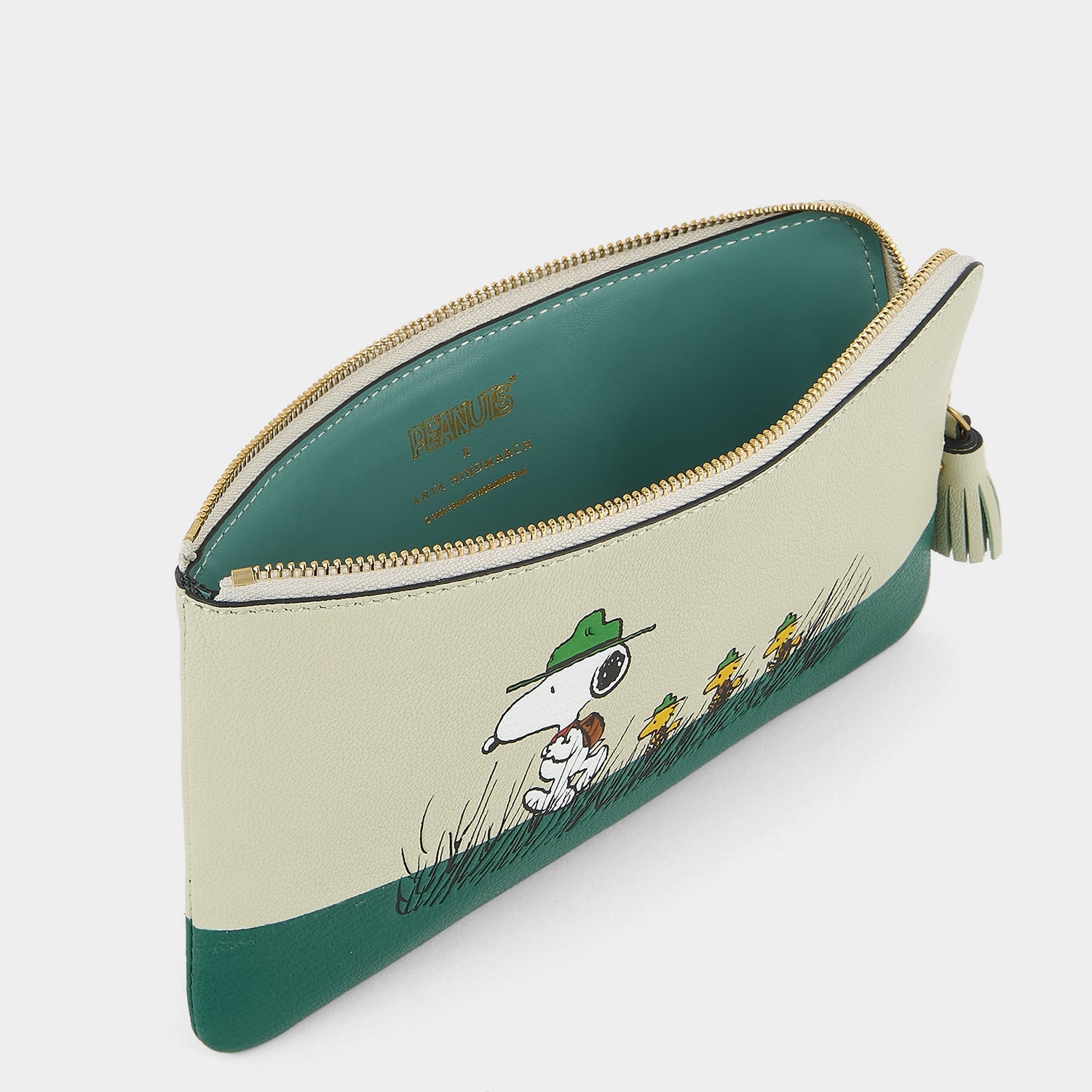 Peanuts「Snoopy」ジップ・ルースポケット -

          
            Capra Leather in Eau De Nil Green -
          

          Anya Hindmarch JP
