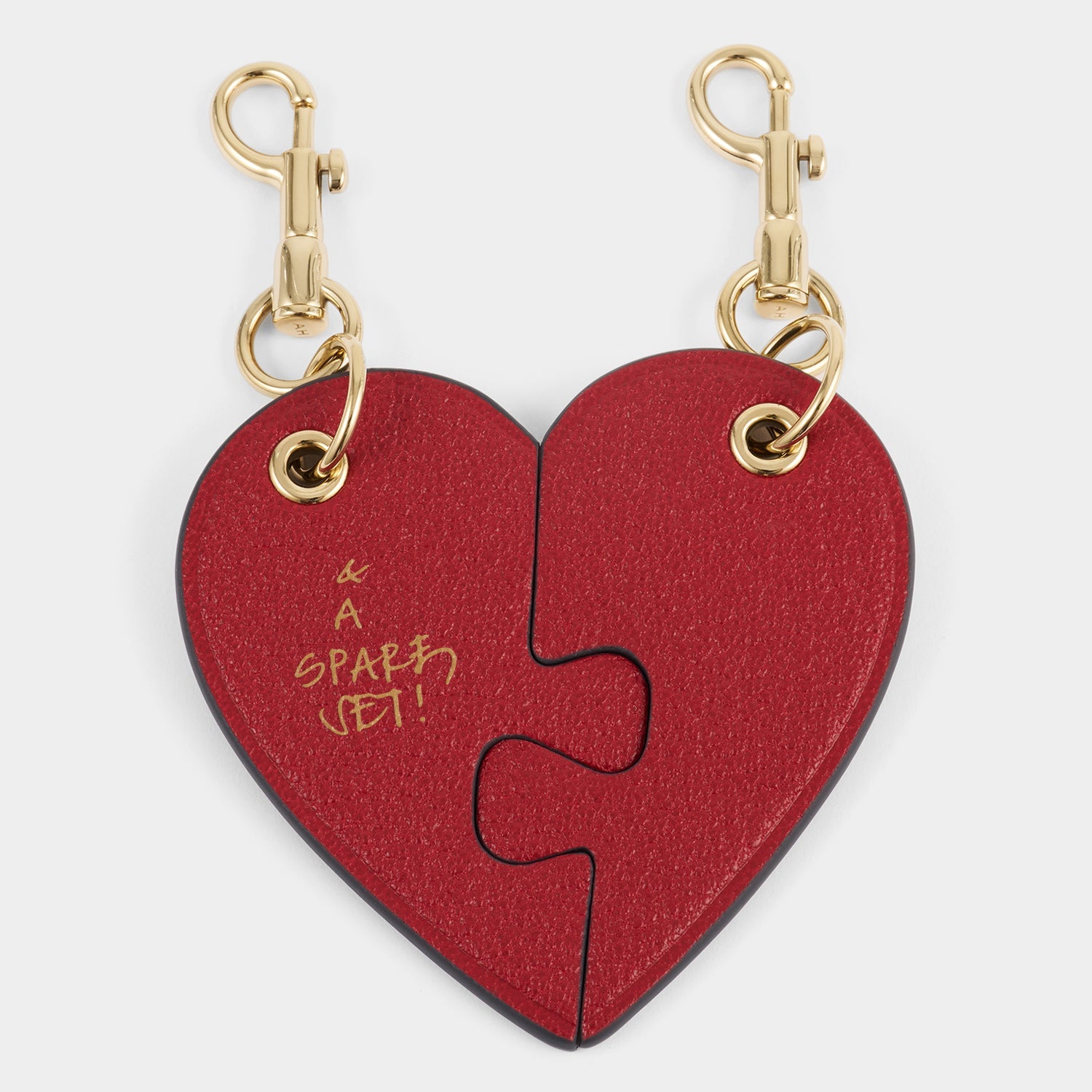 ビスポーク・ペア・ハート・チャーム -

          
            Capra in Red -
          

          Anya Hindmarch JP
