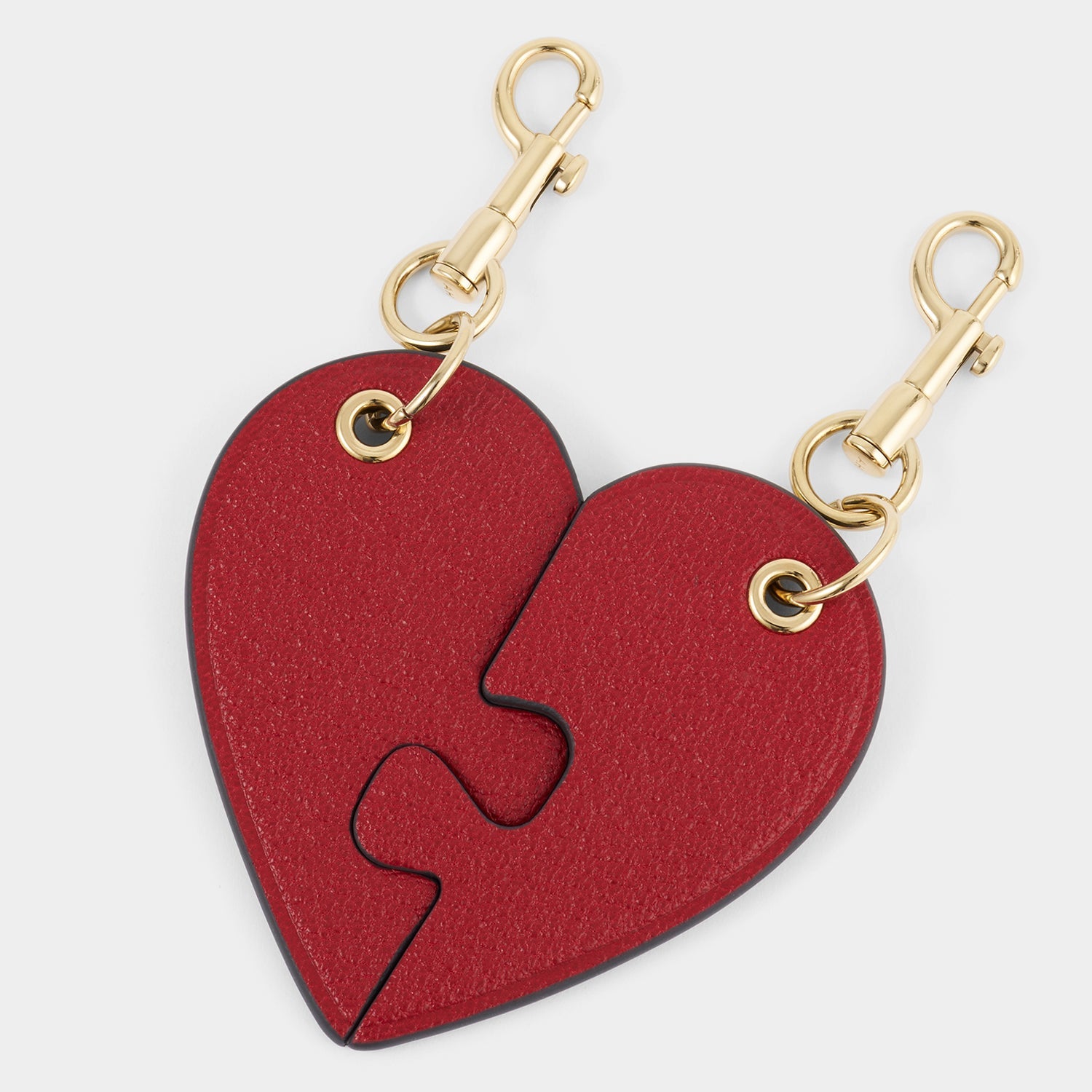ビスポーク・ペア・ハート・チャーム -

          
            Capra in Red -
          

          Anya Hindmarch JP
