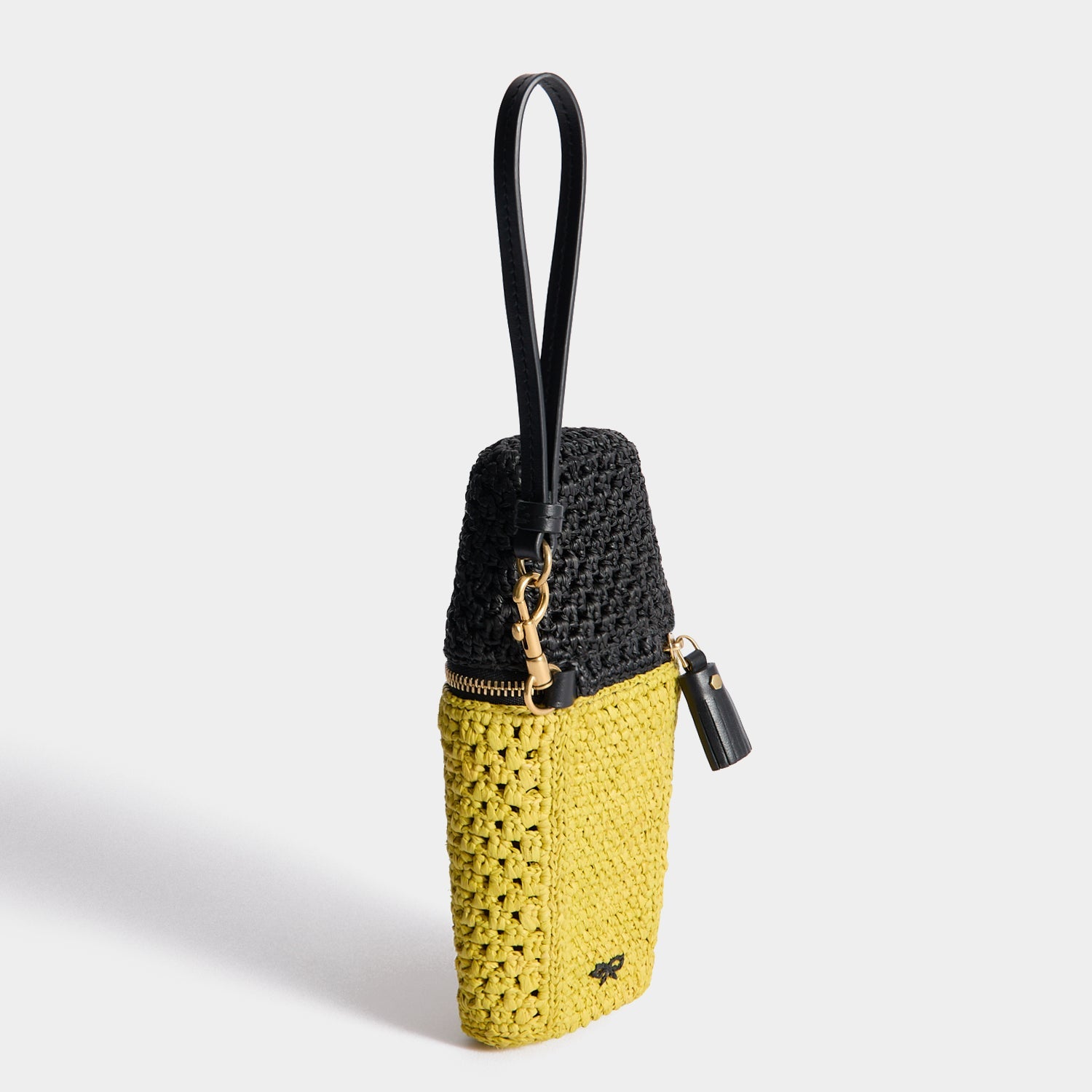 ゆゆ　アニアハインドマーチ　ピンクラメショルダーバッグ　チェーンベルト アニヤハインドマーチ ANYA HINDMARCH ショルダーバッグ EYES 181631