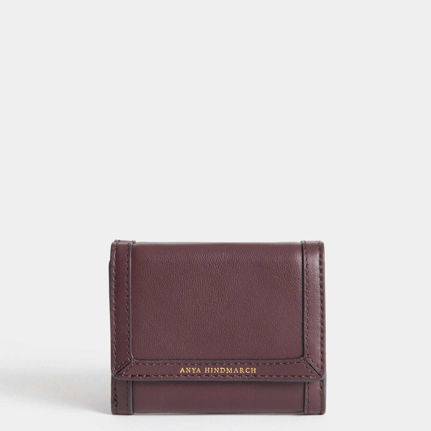 「Border」ミニ・トライフォルド・ウォレット -

          
            Calf leather in Claret -
          

          Anya Hindmarch JP
