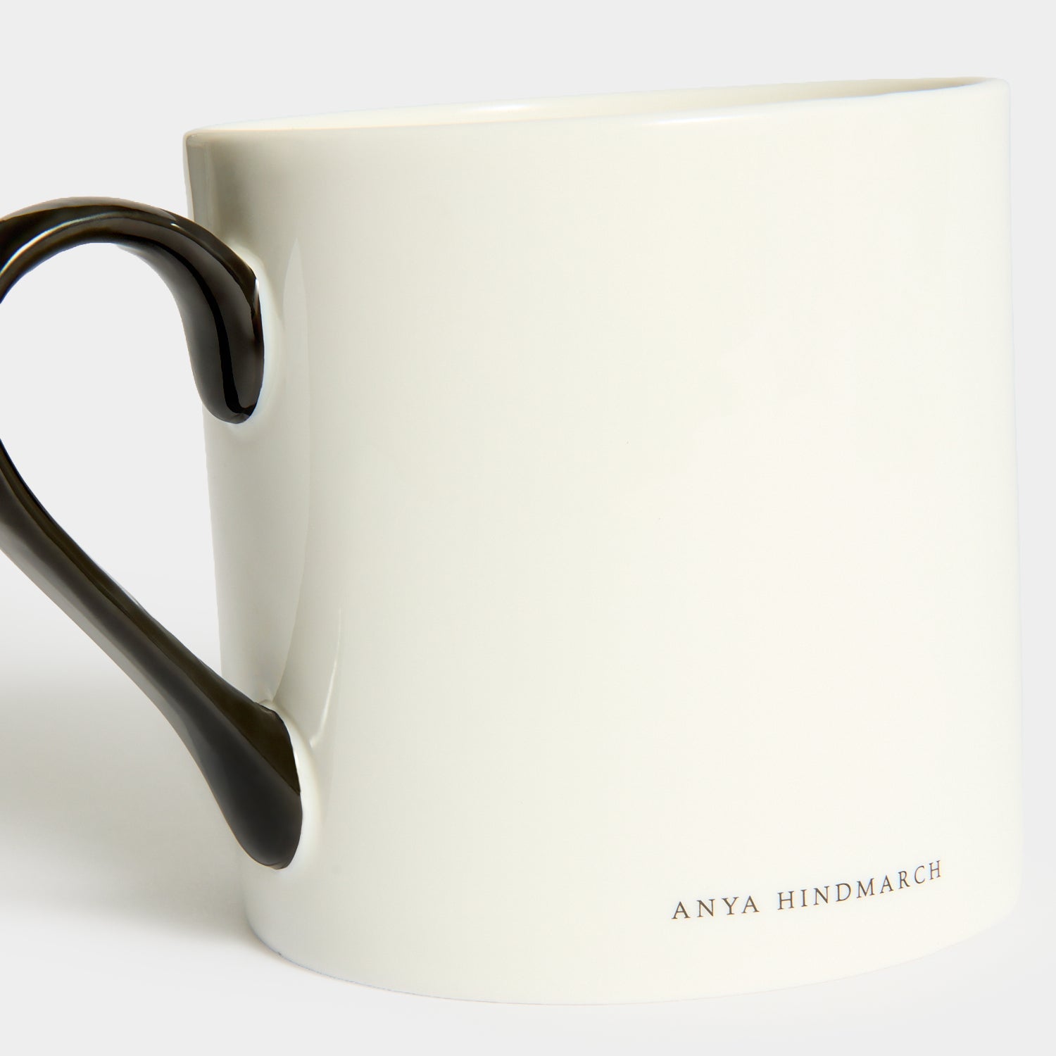 Eyes ハッピー・ラージ・マグ | Anya Hindmarch JP