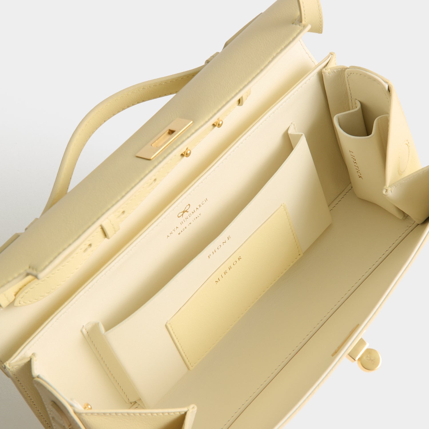 Mortimer：モティマー・クラッチ | Anya Hindmarch JP