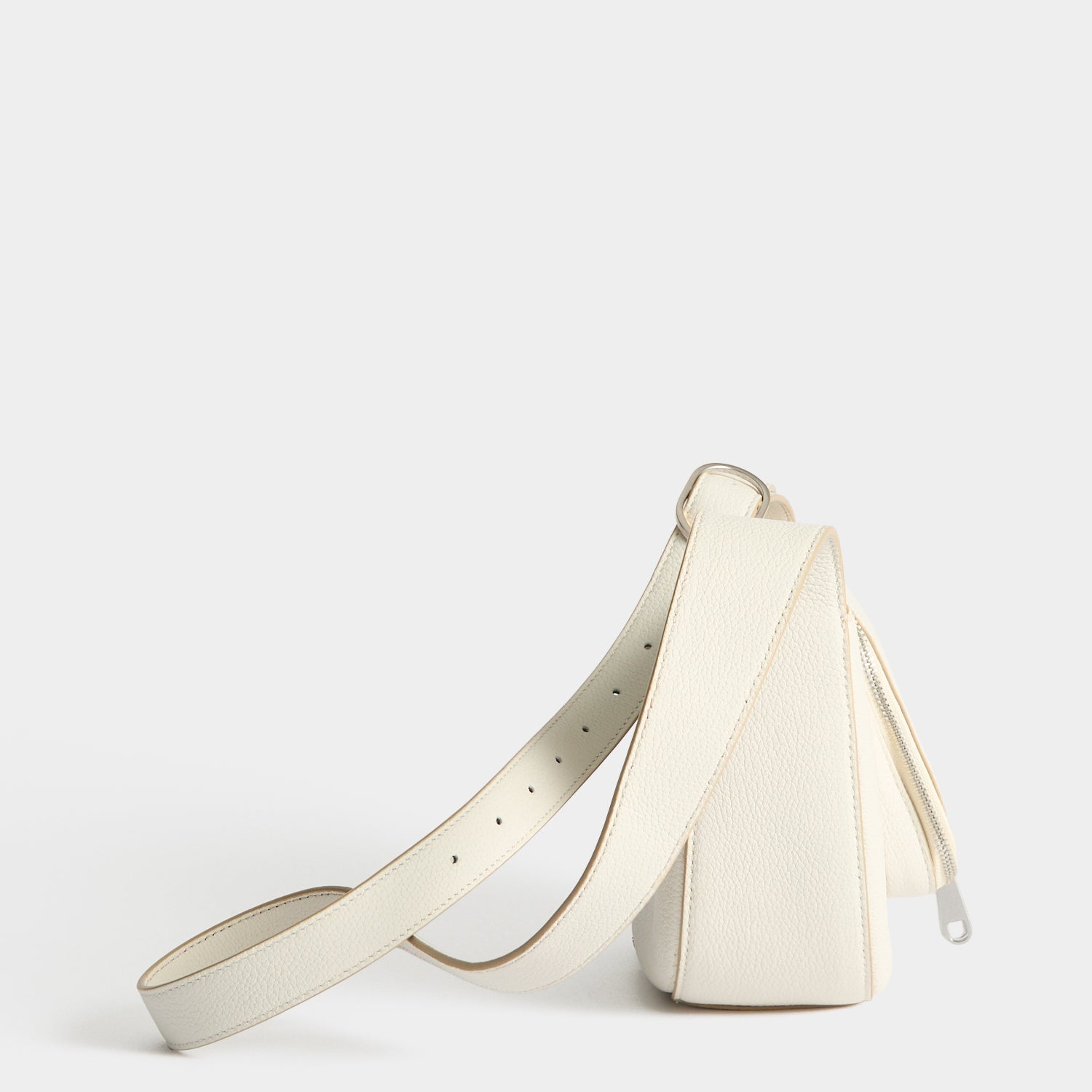Vere：ヴィア・スモール・クロスボディ | Anya Hindmarch JP