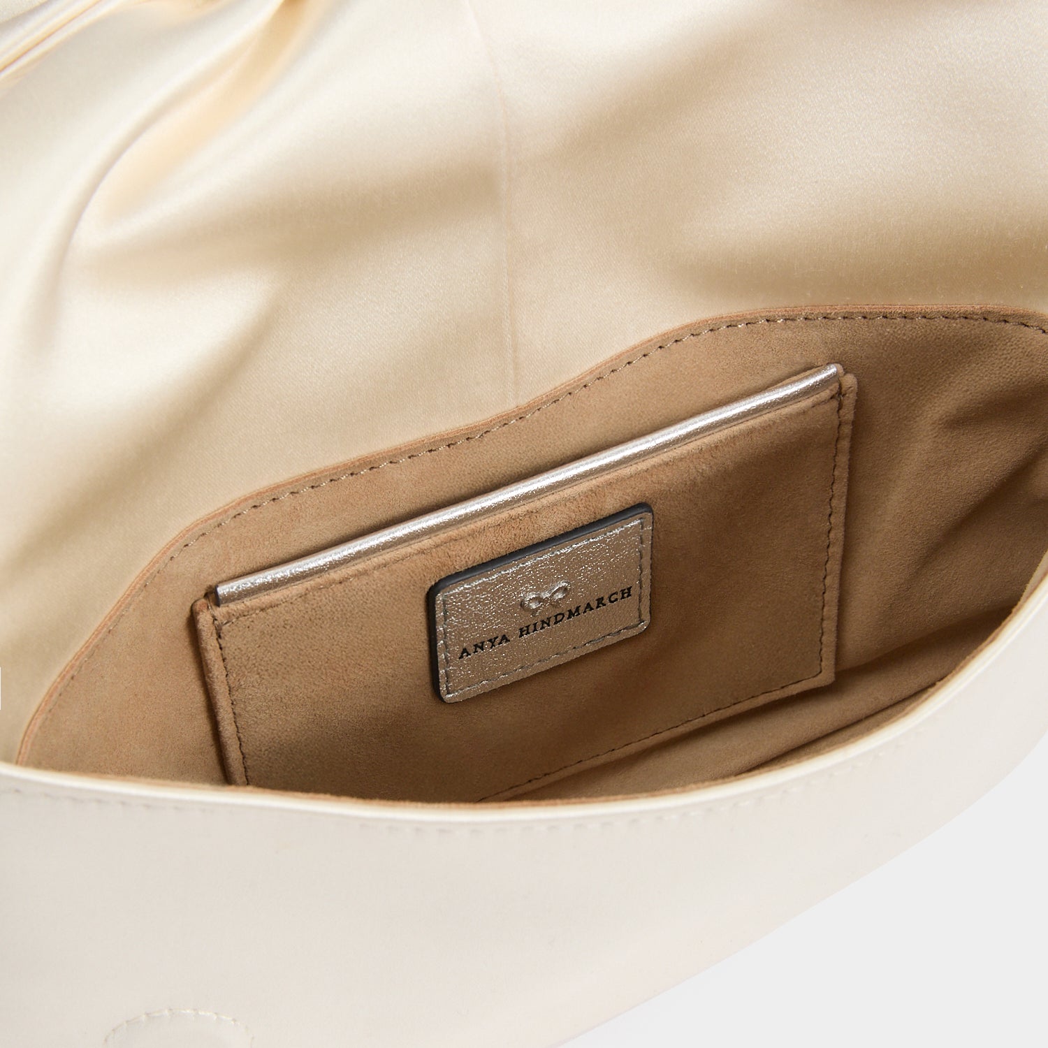 クリスタル・フリンジ・ボウ・クラッチ | Anya Hindmarch JP