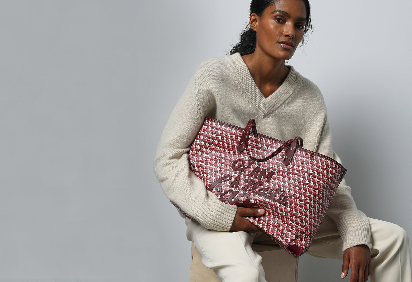 アニヤ・ハインドマーチ I’m not a plastic bag ブラウン ANYA HINDMARCH アニヤハインドマーチ トートバッグ トート 【I