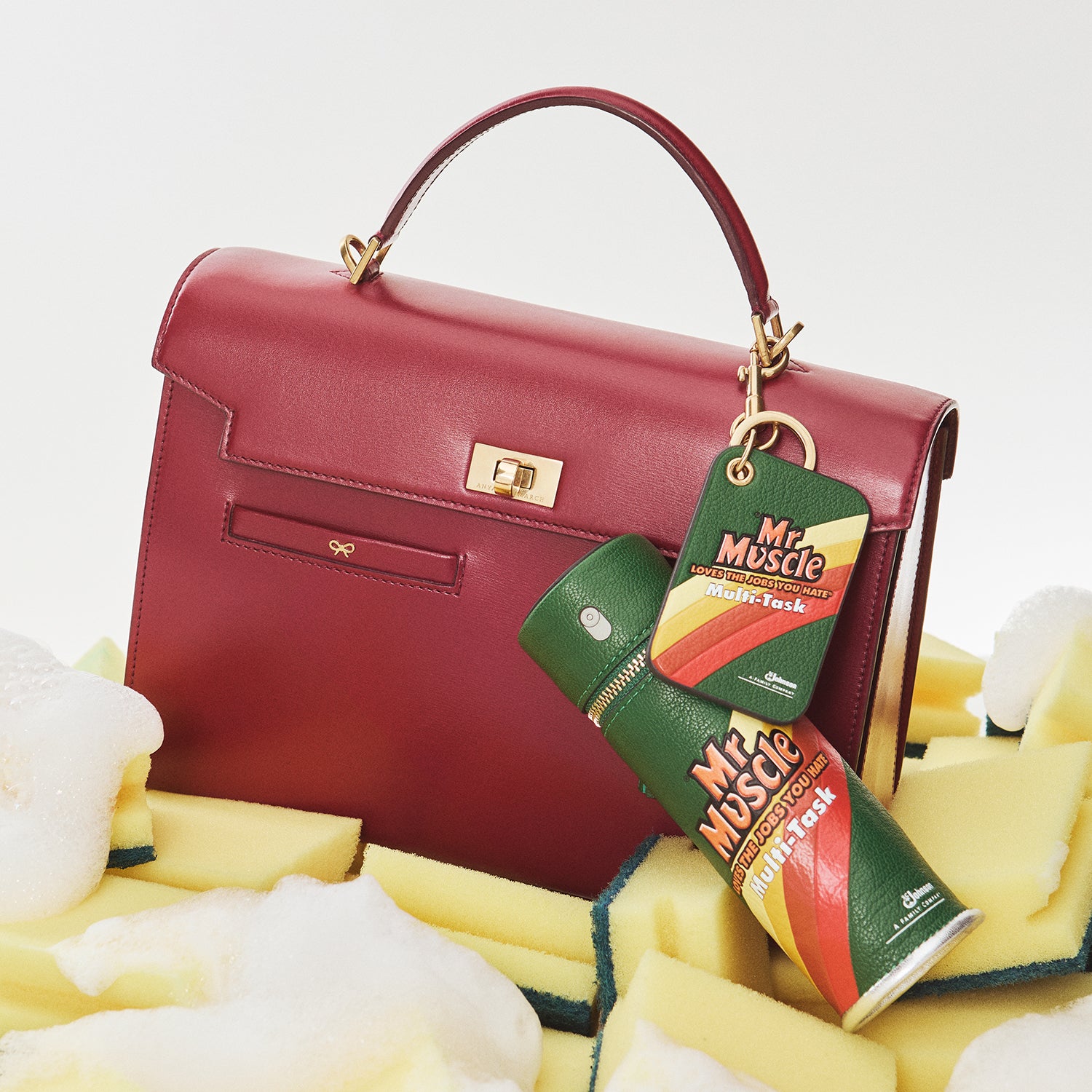 Anya Brands「Mr Muscle」コイン パース チャーム -

          
            Shiny Capra in Apple -
          

          Anya Hindmarch JP
