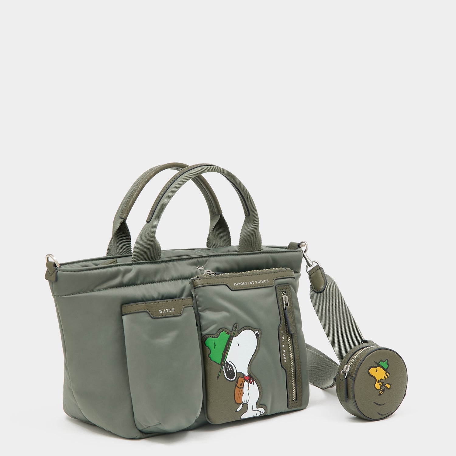 Peanuts「Snoopy」ミニ・マルチポケット・トート -

          
            Recycled padded fabric in Fern Green -
          

          Anya Hindmarch JP
