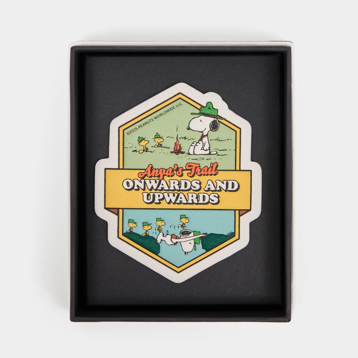 Peanuts「Snoopy」レザー・ステッカー -

          
            Capra Leather in Optic White -
          

          Anya Hindmarch JP
