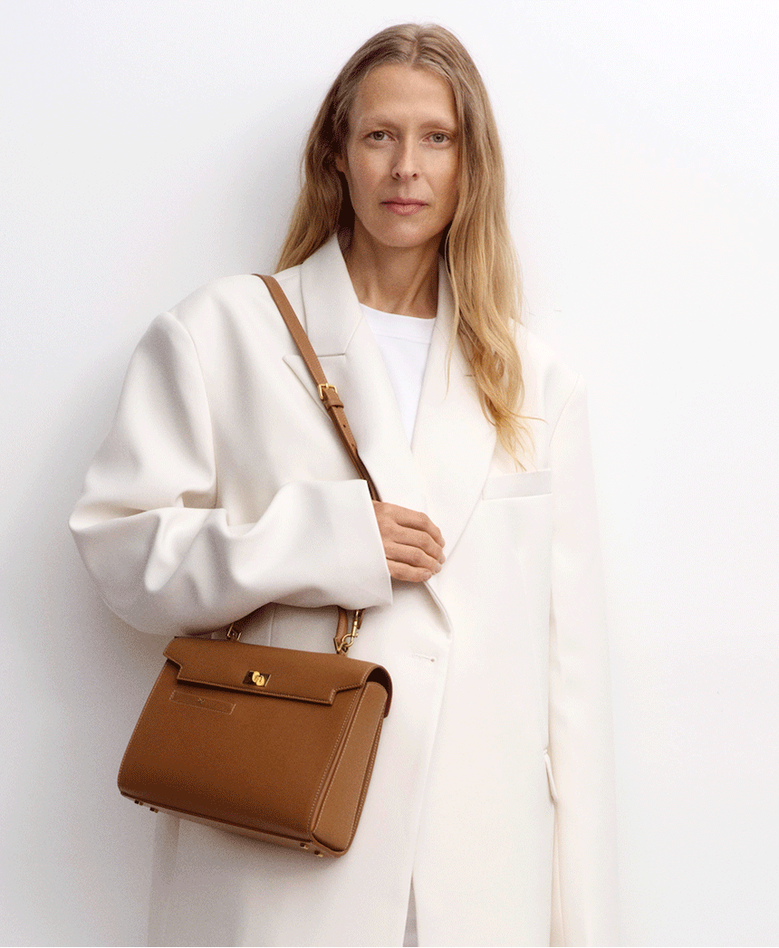 アニヤ・ハインドマーチ公式オンラインストア | Anya Hindmarch | Anya