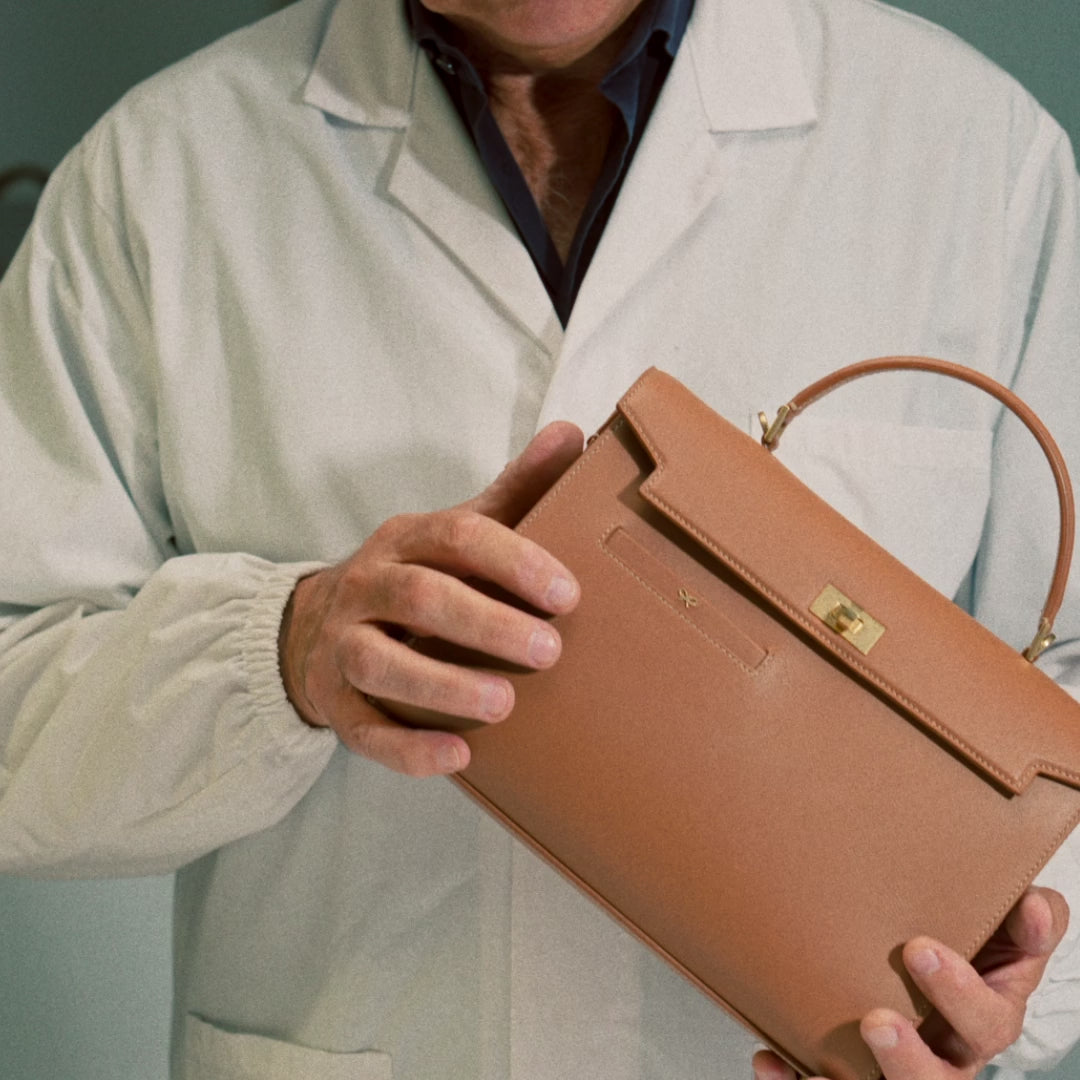 Mortimer：モティマー・トップハンドル | Anya Hindmarch JP