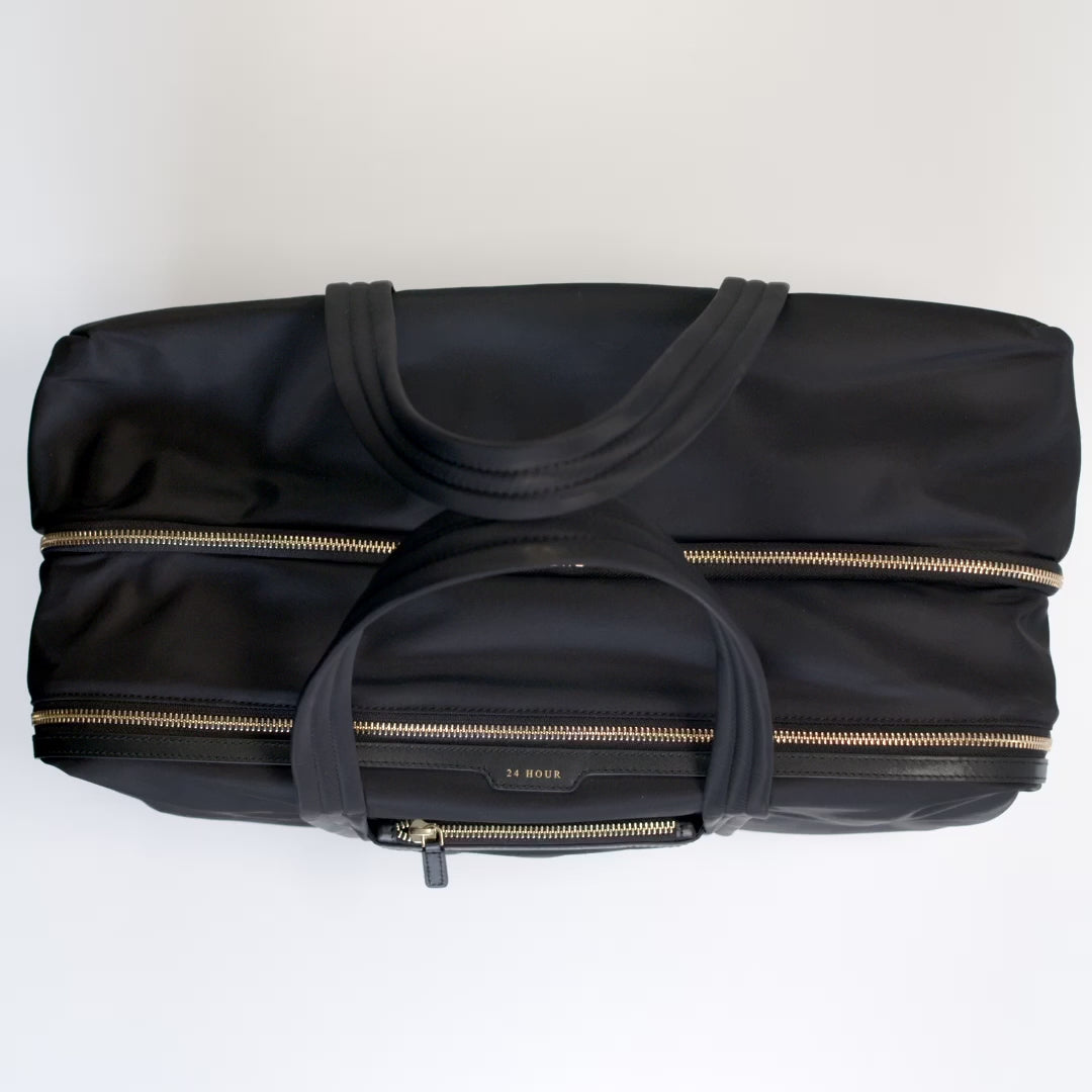 「24 Hour」バッグ -

          
            Recycled Nylon with PU in Black -
          

          Anya Hindmarch JP
