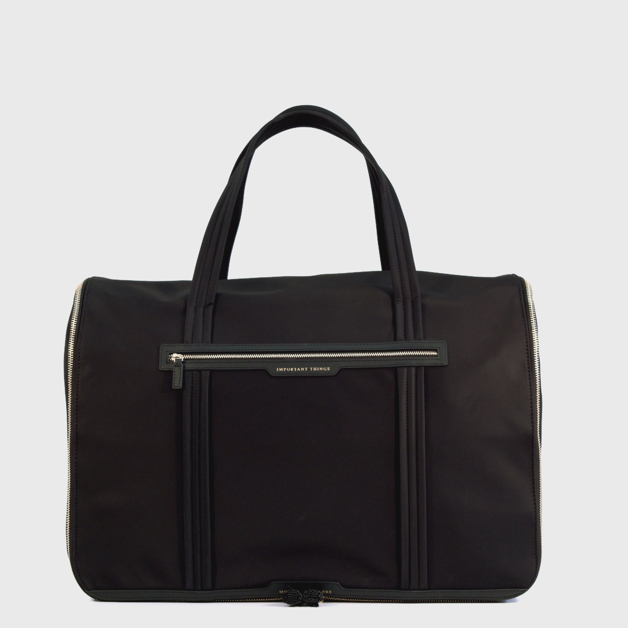 モバイル・ワードローブ -

          
            Recycled Nylon with PU in Black -
          

          Anya Hindmarch JP
