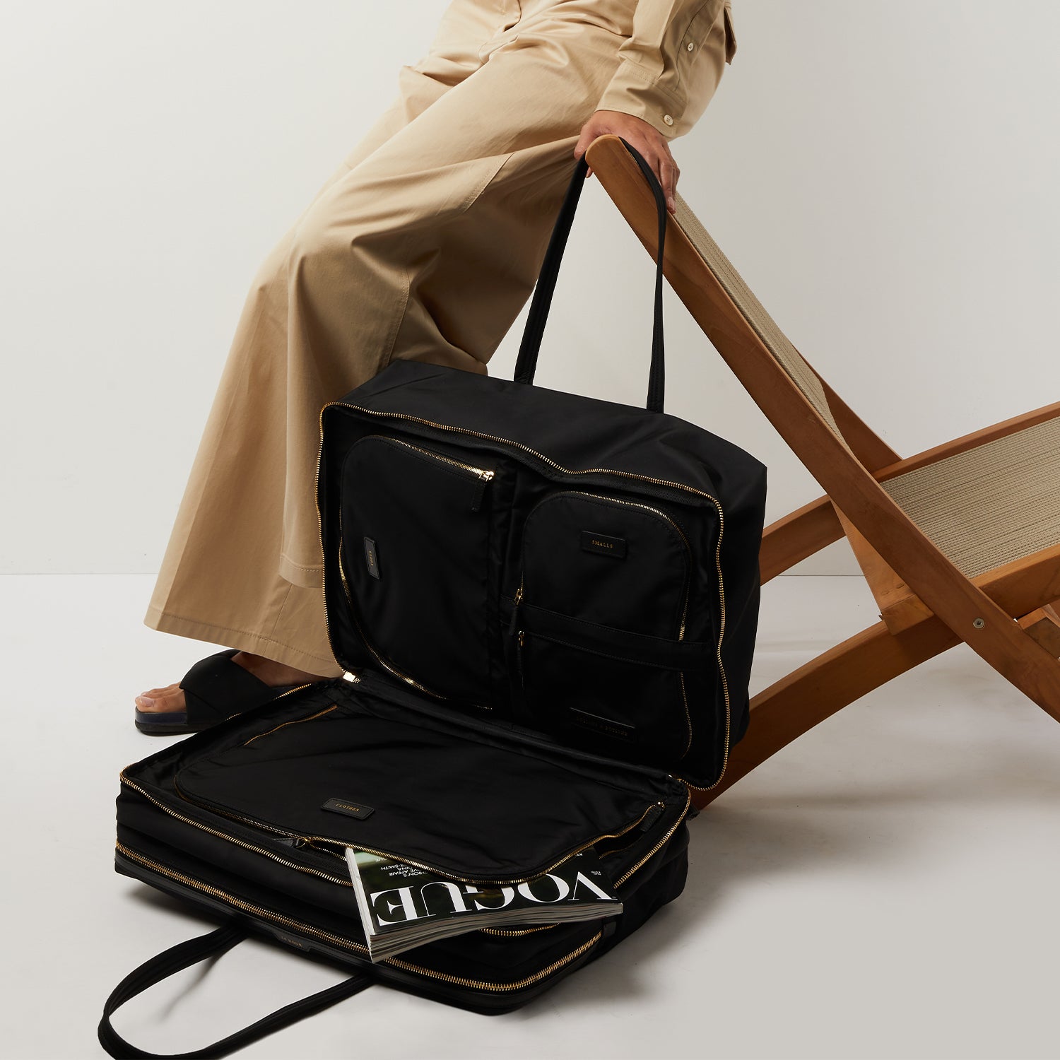 「24 Hour」バッグ -

          
            Recycled Nylon with PU in Black -
          

          Anya Hindmarch JP
