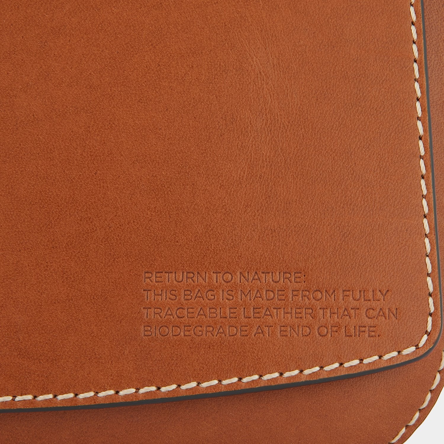 「Return to Nature」 クロスボディ -

                  
                    Compostable Leather in Tan -
                  

                  Anya Hindmarch JP
