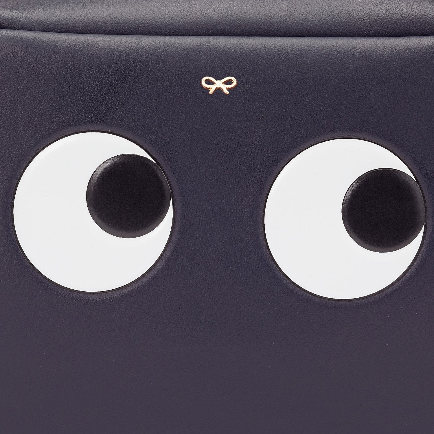 アイズ ミニ クロスボディ -

                  
                    Circus in Marine -
                  

                  Anya Hindmarch JP
