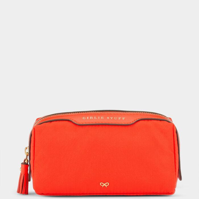 ガーリースタッフ ポーチ -

                  
                    Nylon in Flame Red -
                  

                  Anya Hindmarch JP
