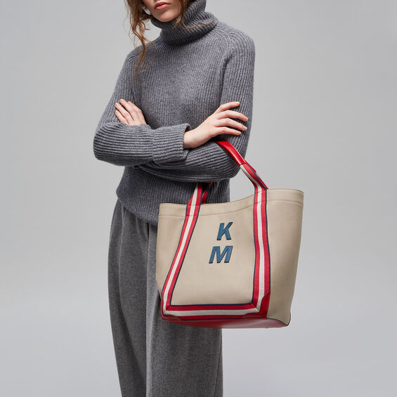 ビスポーク ウォルトン スモールトート -

                  

                  Anya Hindmarch JP
