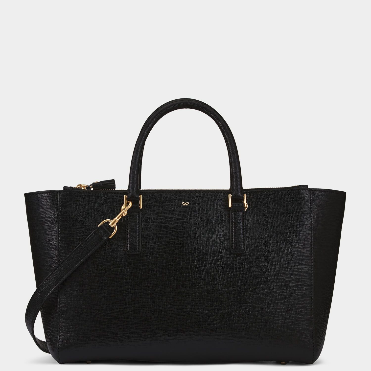 ビスポーク イーブリー トート -

                  
                    Grainy Capra in Black -
                  

                  Anya Hindmarch JP
