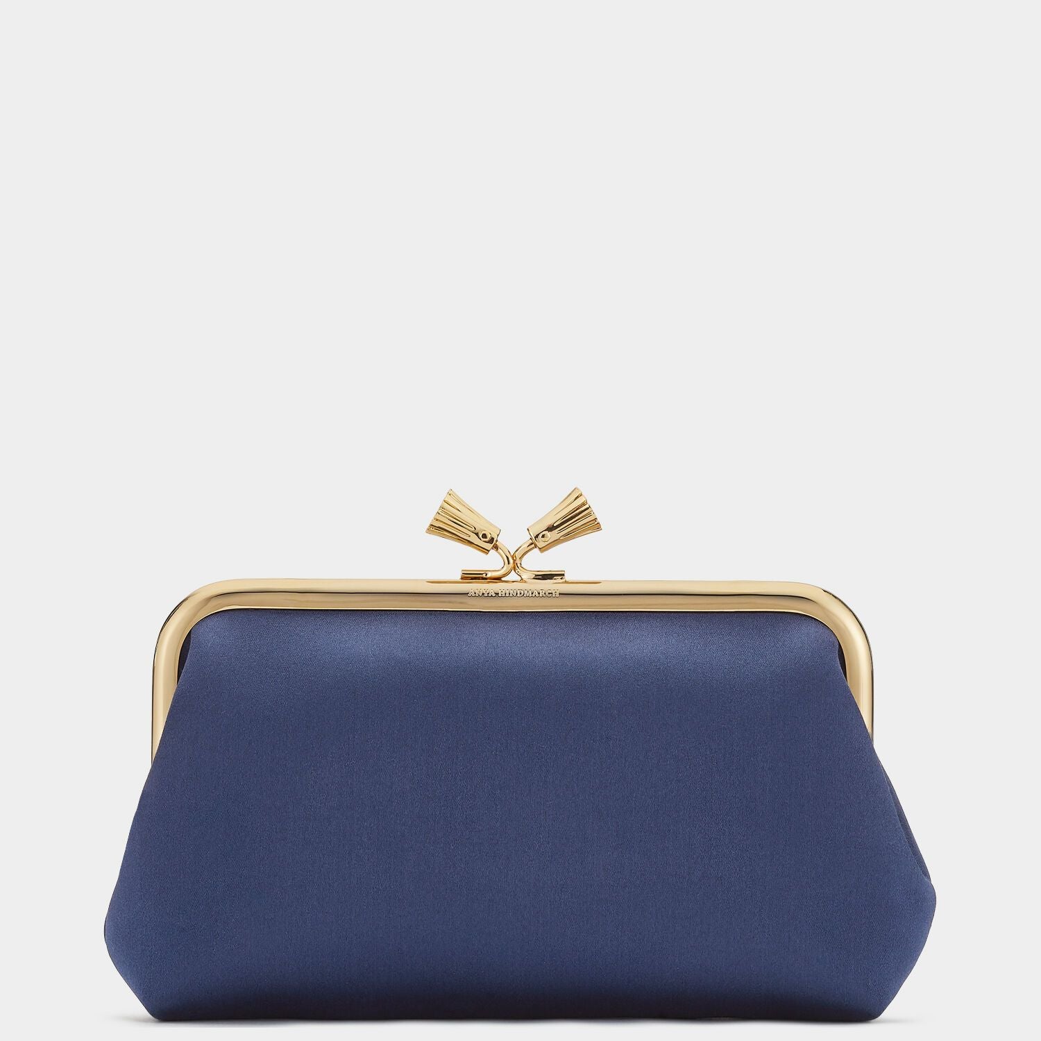タッセル フレーム クラッチ -

          

          Anya Hindmarch JP
