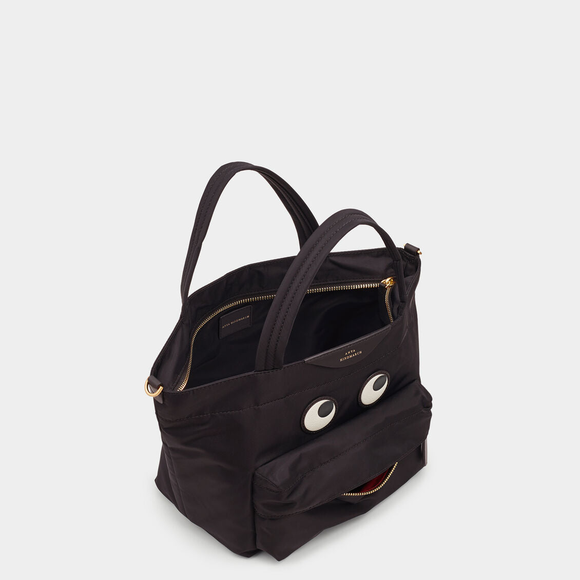 アイズ ナイロン E/W トート ミニ -

                  
                    Recycled Nylon with PU in Black -
                  

                  Anya Hindmarch JP
