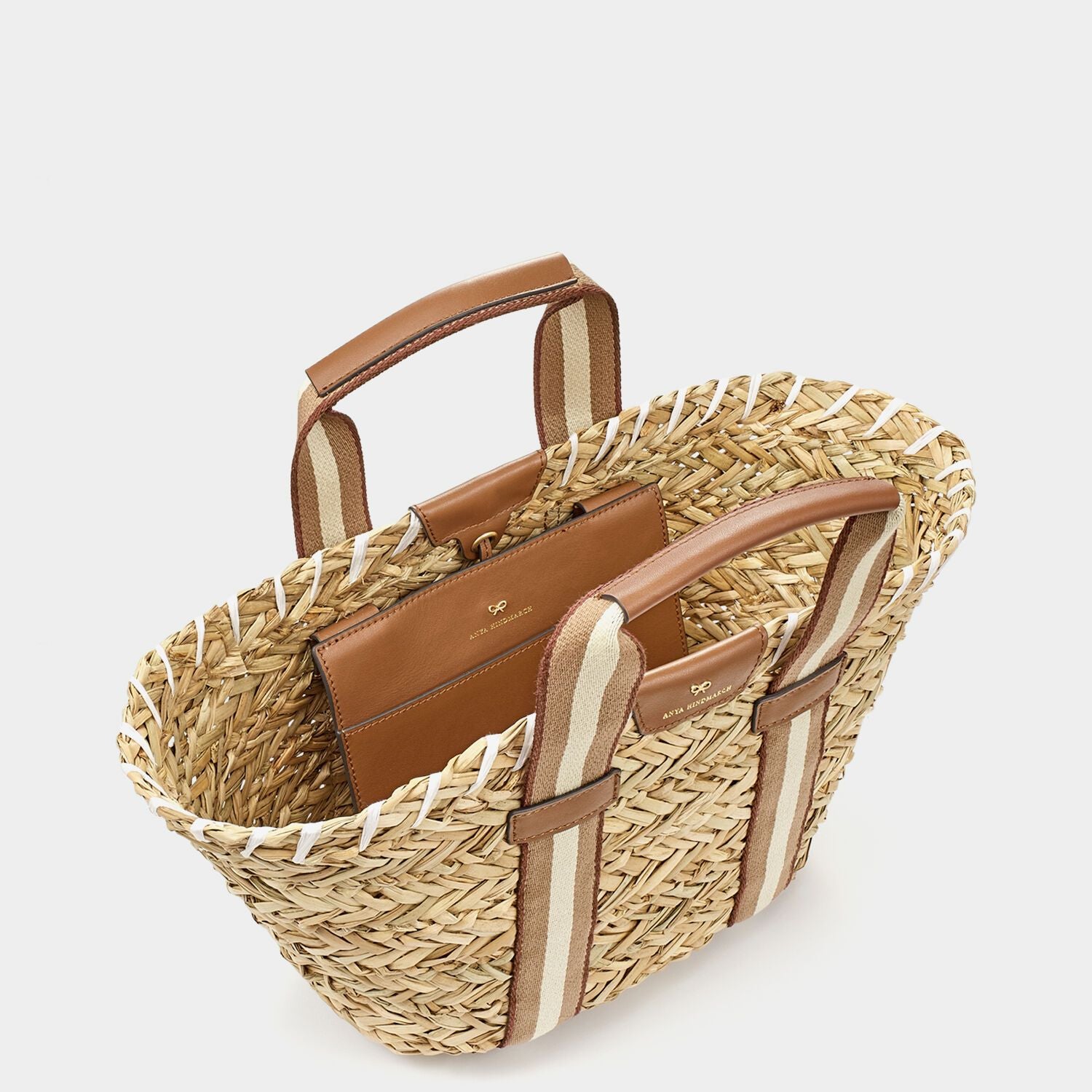 ウォルトン バスケット スモール -

                  
                    Seagrass in Natural -
                  

                  Anya Hindmarch JP
