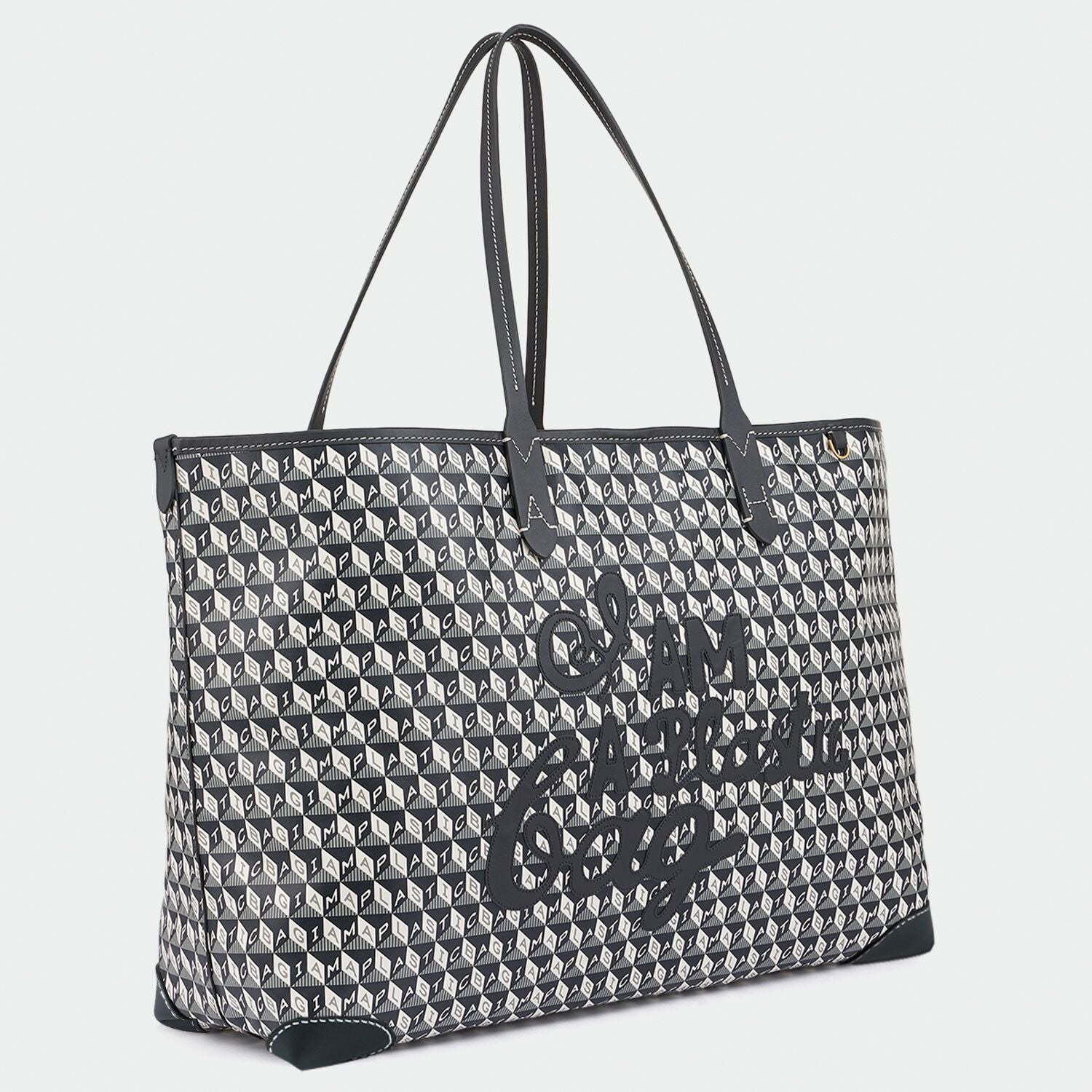 「I AM A Plastic Bag」 モチーフトート -

                  
                    Recycled coated canvas in Charcoal -
                  

                  Anya Hindmarch JP
