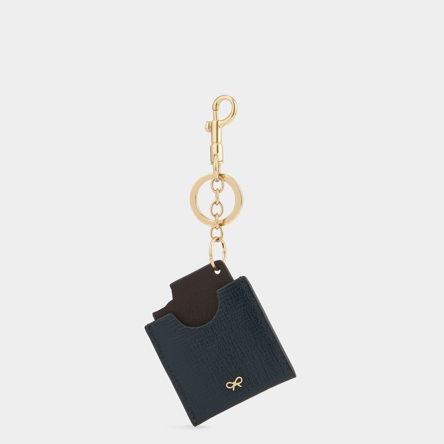 「After Eight®」 チャーム -

                  
                    Shiny Capra in Dark Holly -
                  

                  Anya Hindmarch JP
