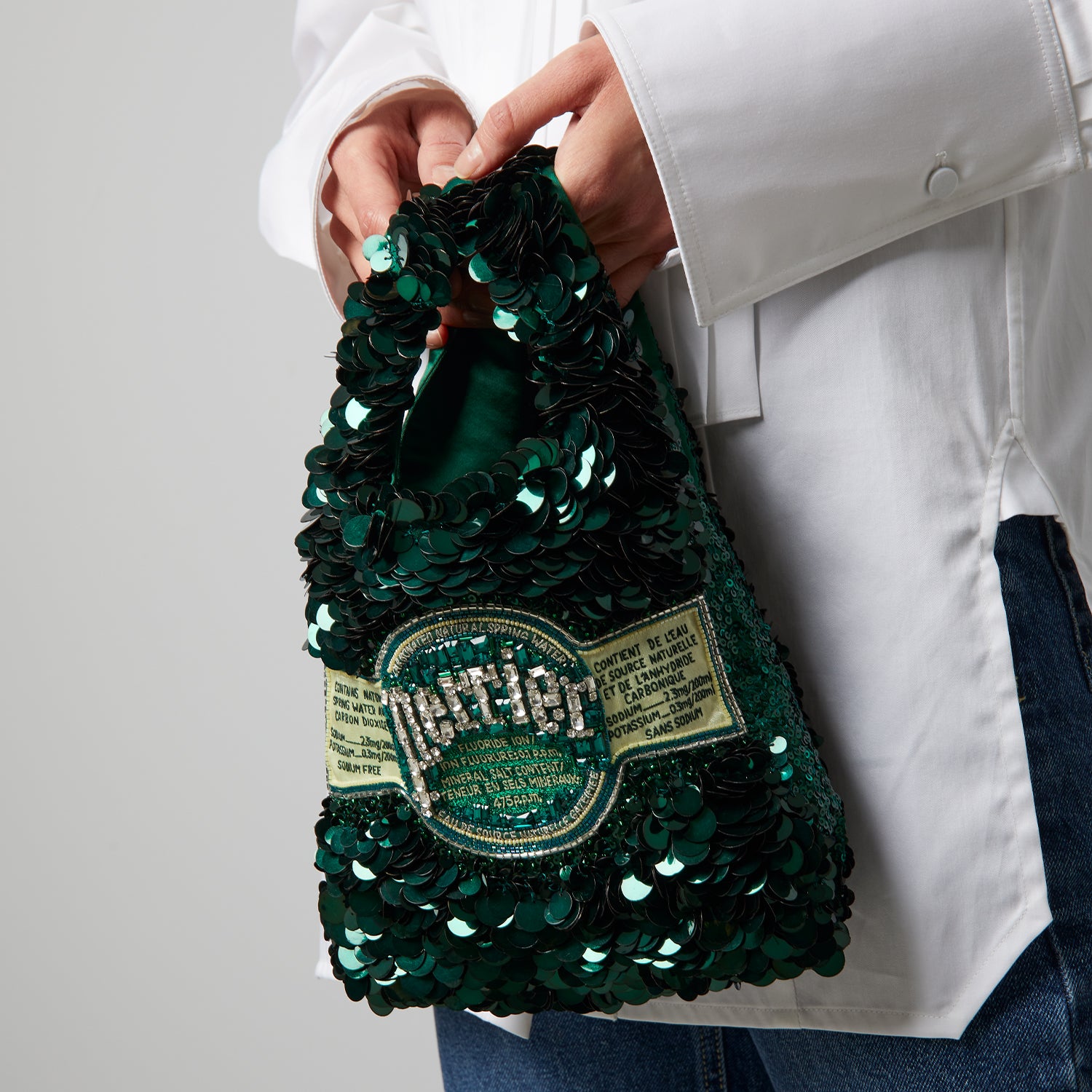 「Perrier」 トート -

          
            Satin in Bottle Green -
          

          Anya Hindmarch JP
