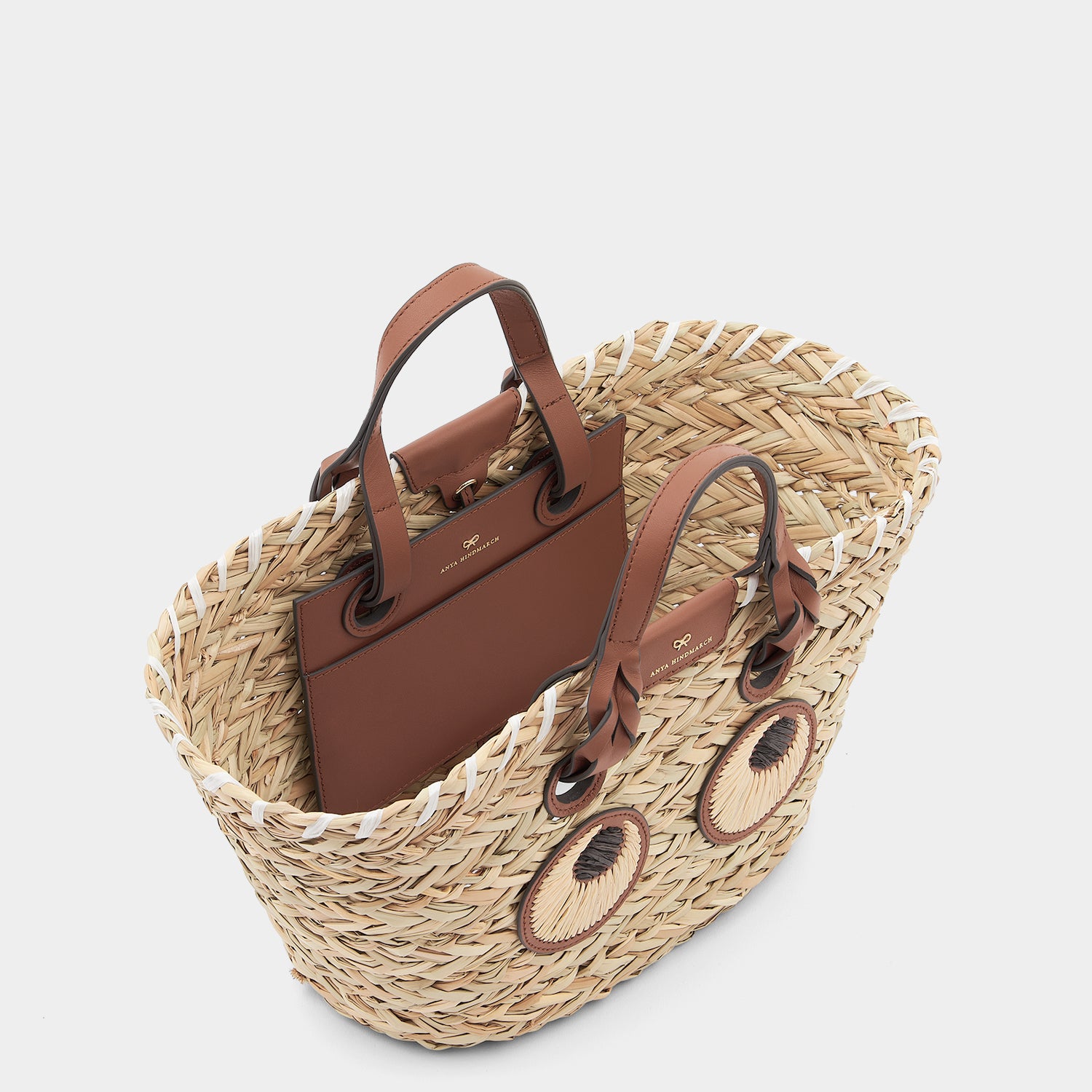 アイズ バスケット スモール -

                  
                    Seagrass in Natural -
                  

                  Anya Hindmarch JP
