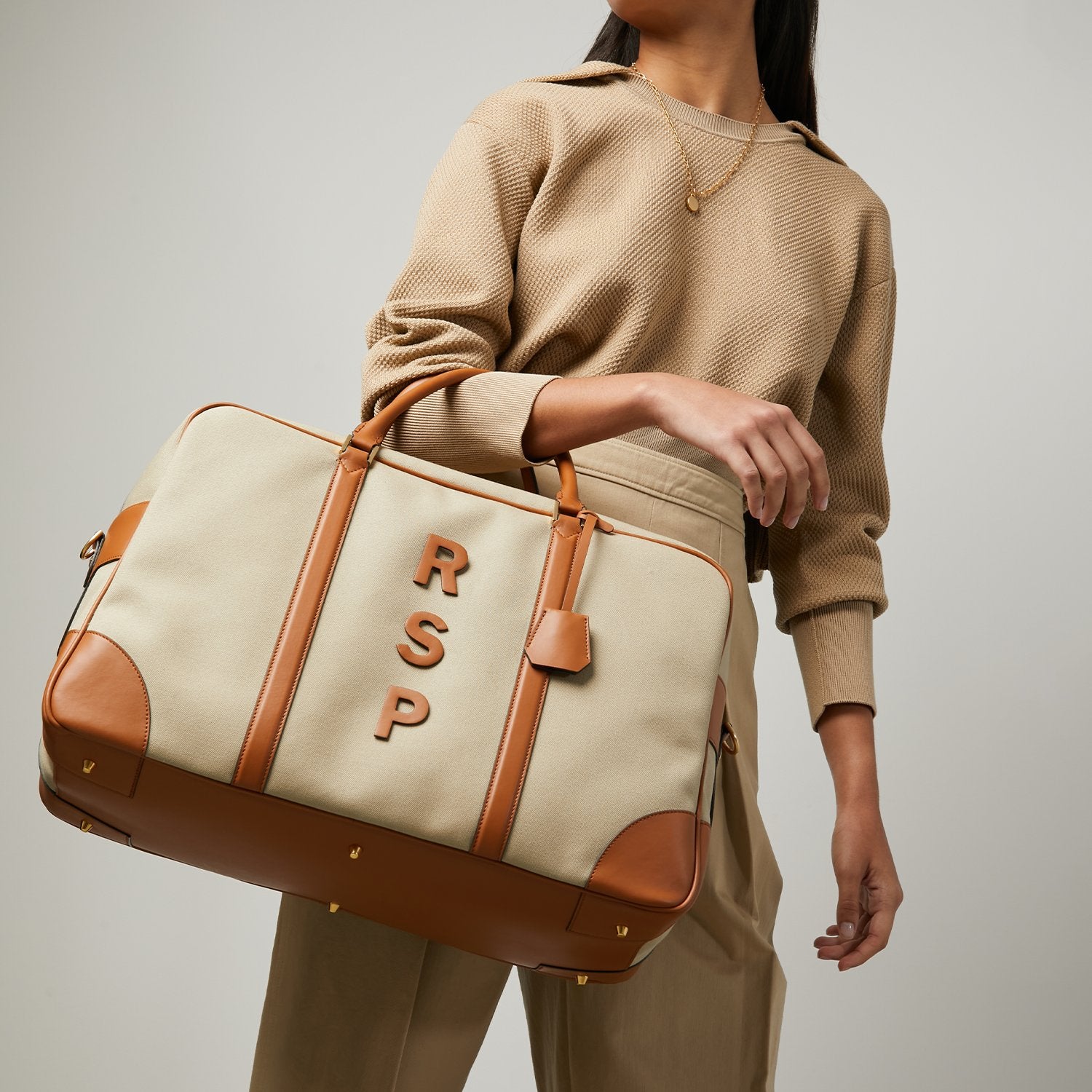 ビスポーク ウォルトン ラティマー -

          
            Canvas in Natural -
          

          Anya Hindmarch JP
