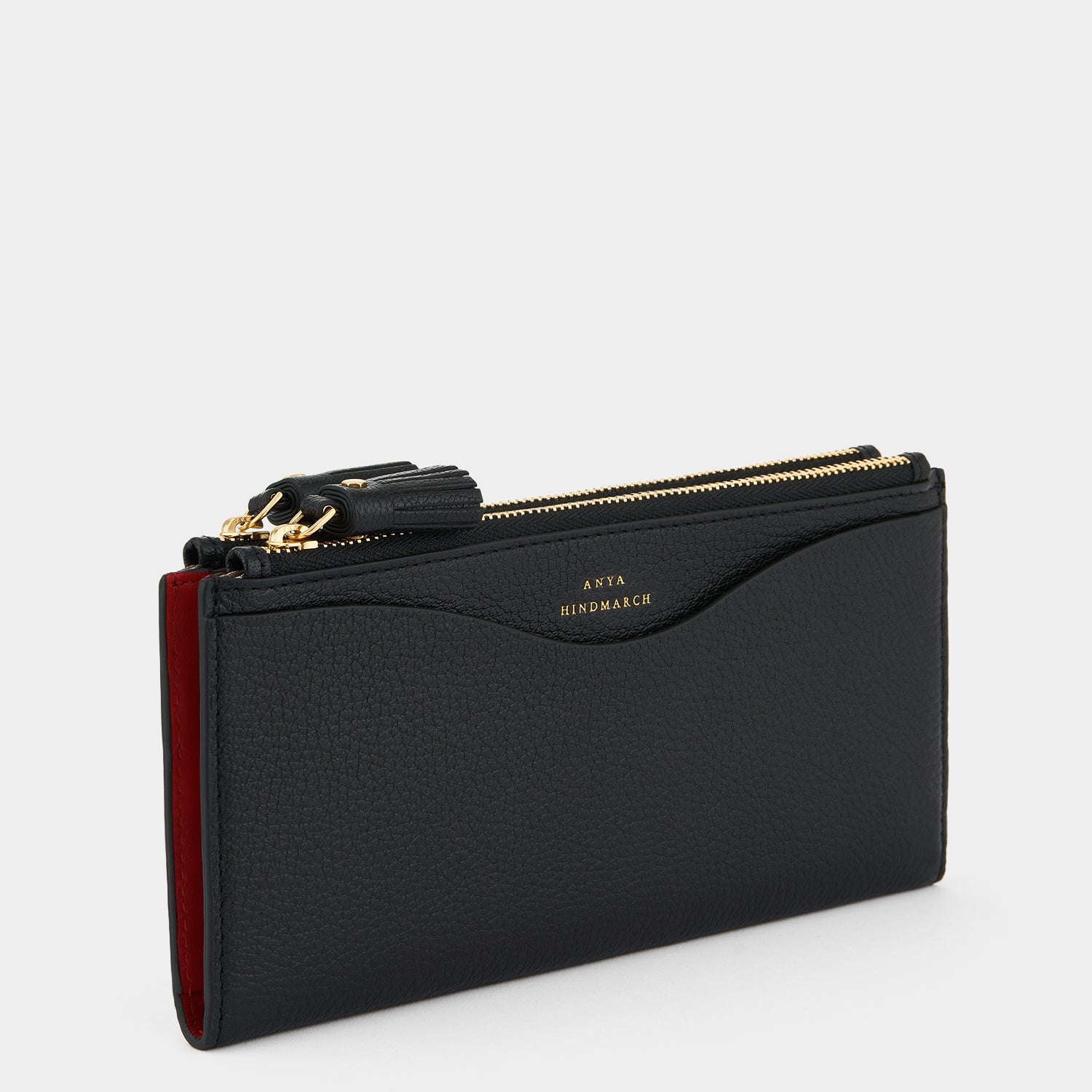 ピーピング アイズ ラージ ダブルジップ ウォレット -

                  
                    Shiny Capra in Black -
                  

                  Anya Hindmarch JP
