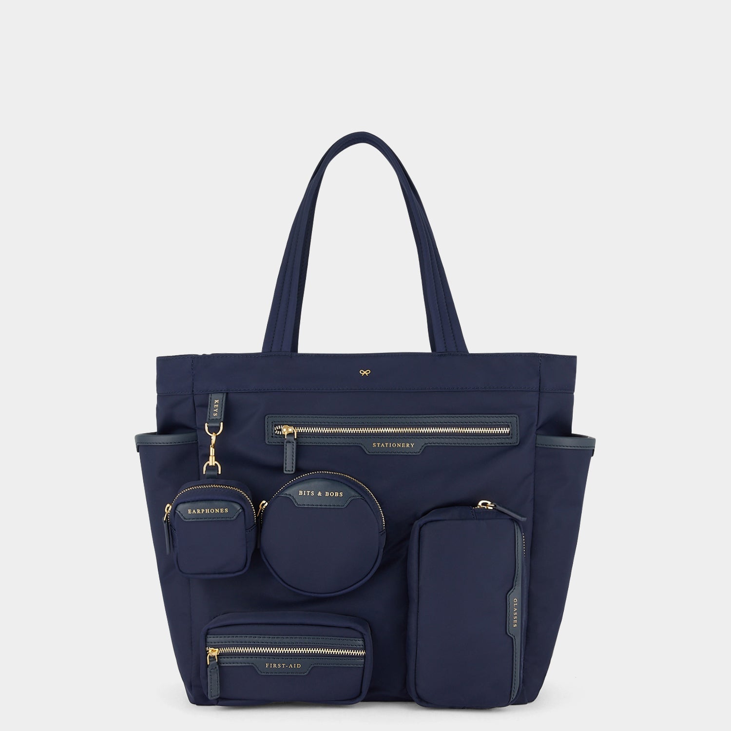 コミューター トート -

                  
                    Recycled Nylon with PU in Marine -
                  

                  Anya Hindmarch JP
