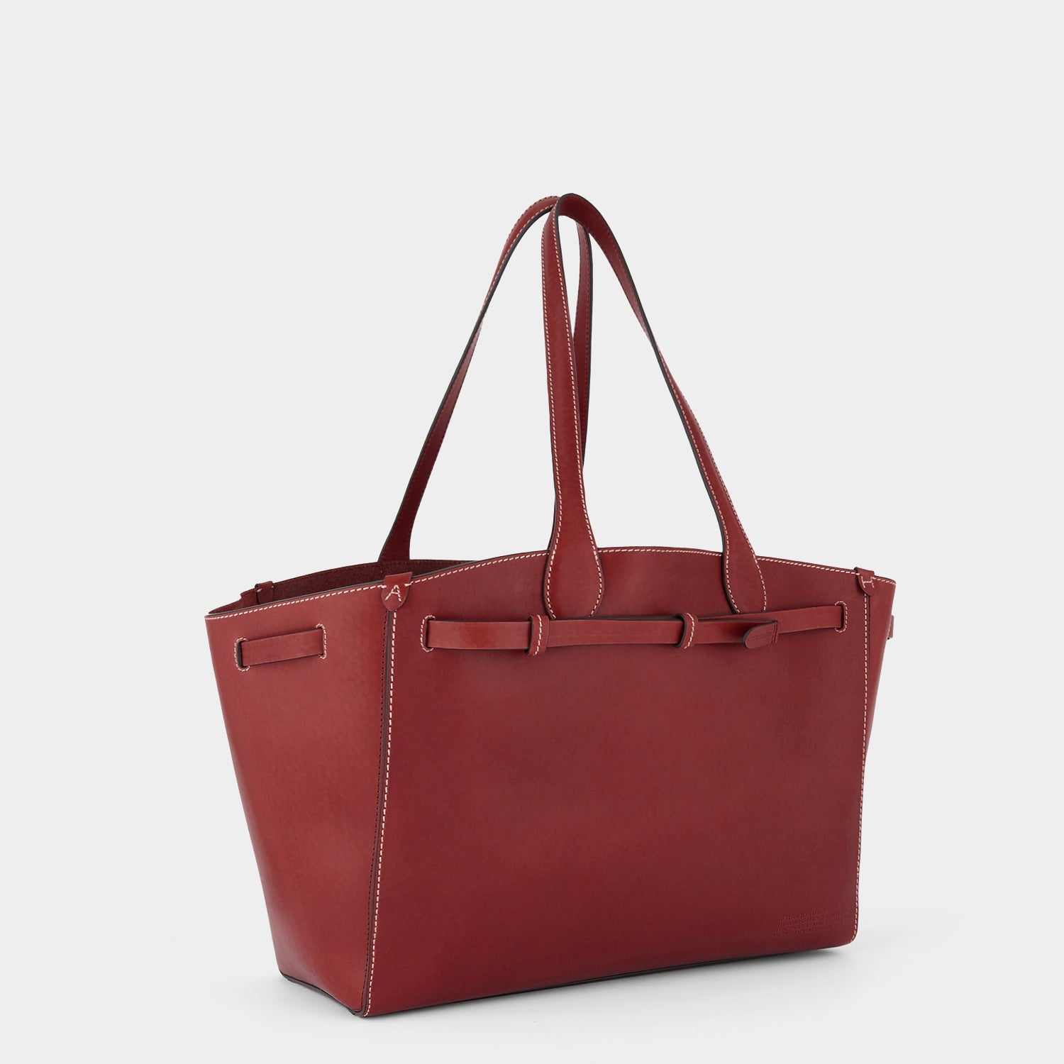 「Return to Nature」 トート -

                  
                    Compostable Leather in Rosewood -
                  

                  Anya Hindmarch JP
